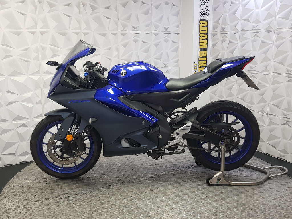 2023 YAMAHA YZF-R125 ABS