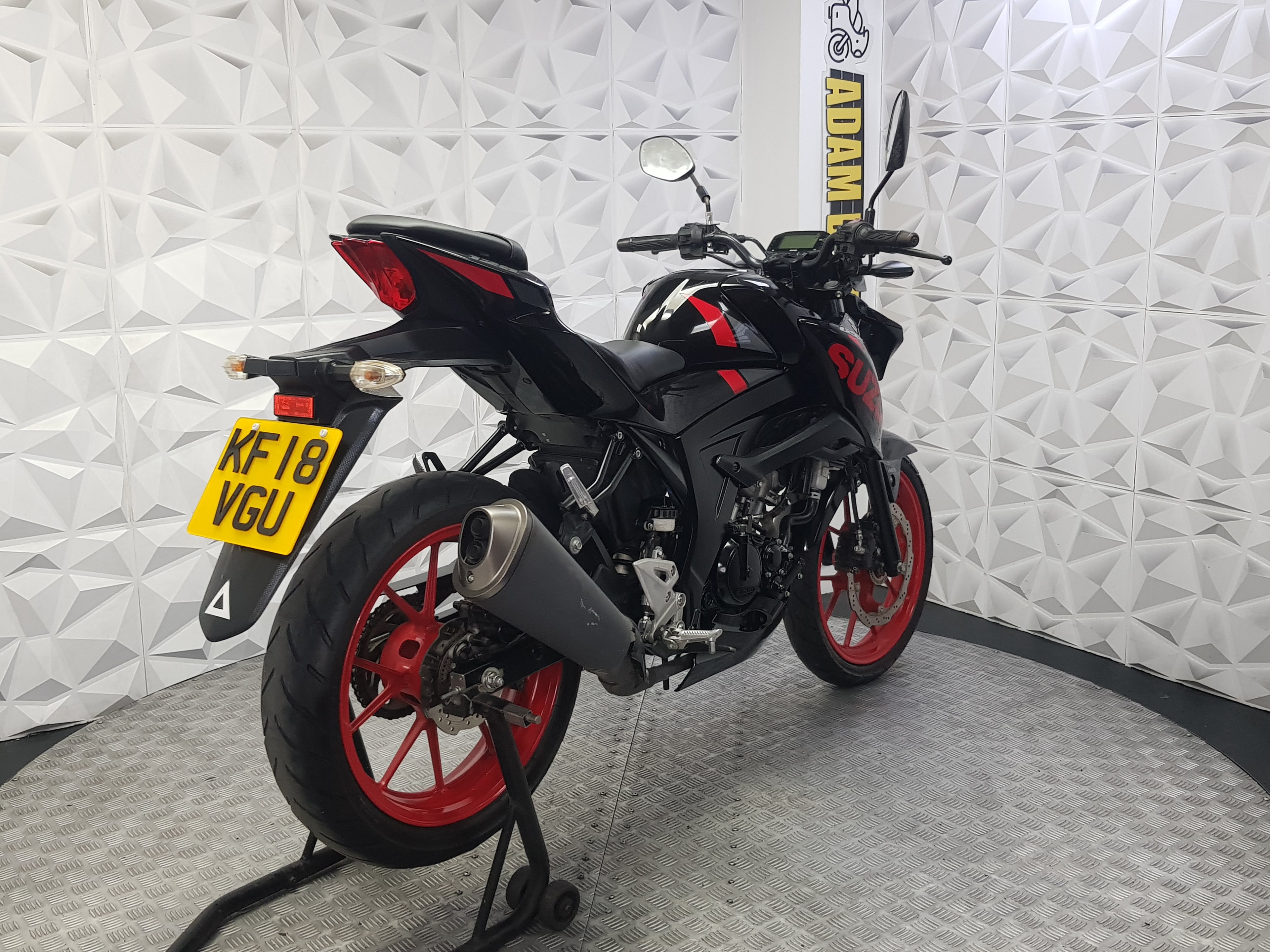 2018 SUZUKI GSXS 125 ABS