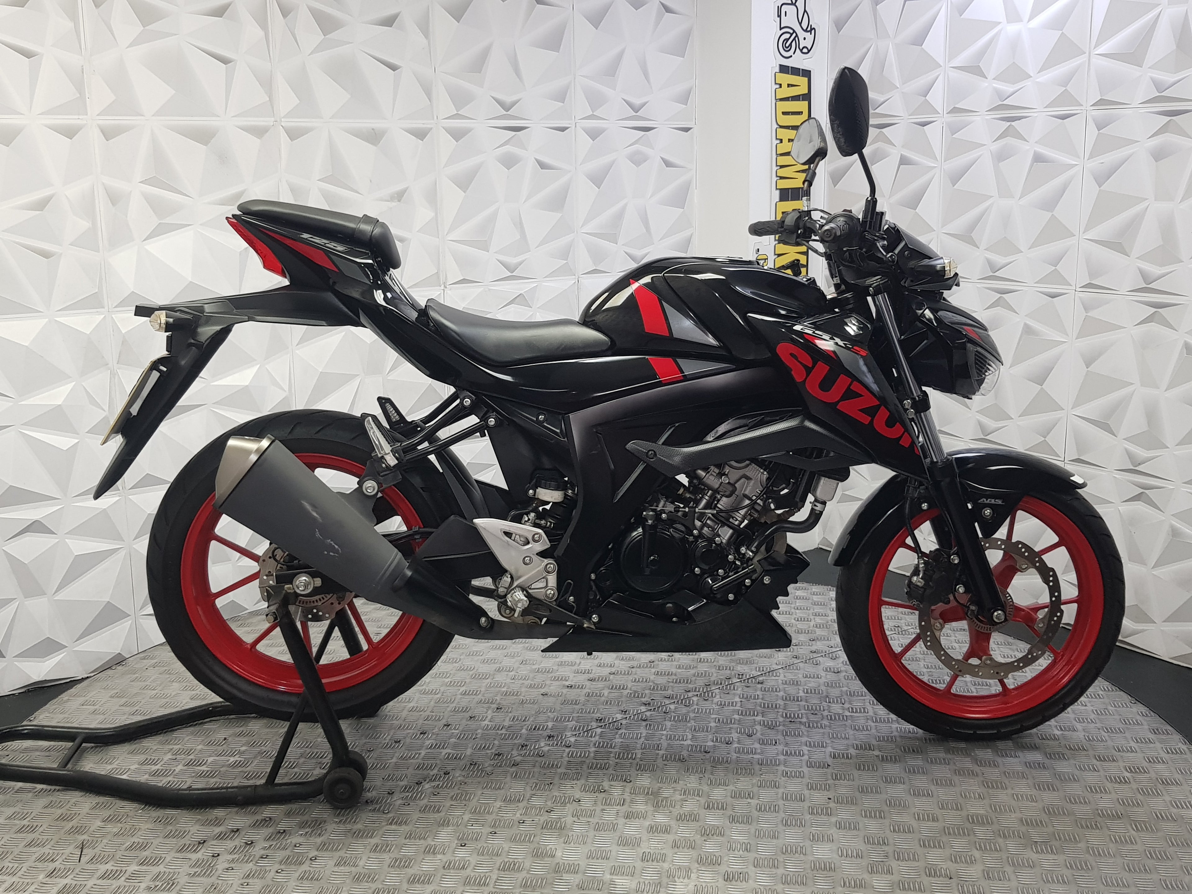 2018 SUZUKI GSXS 125 ABS