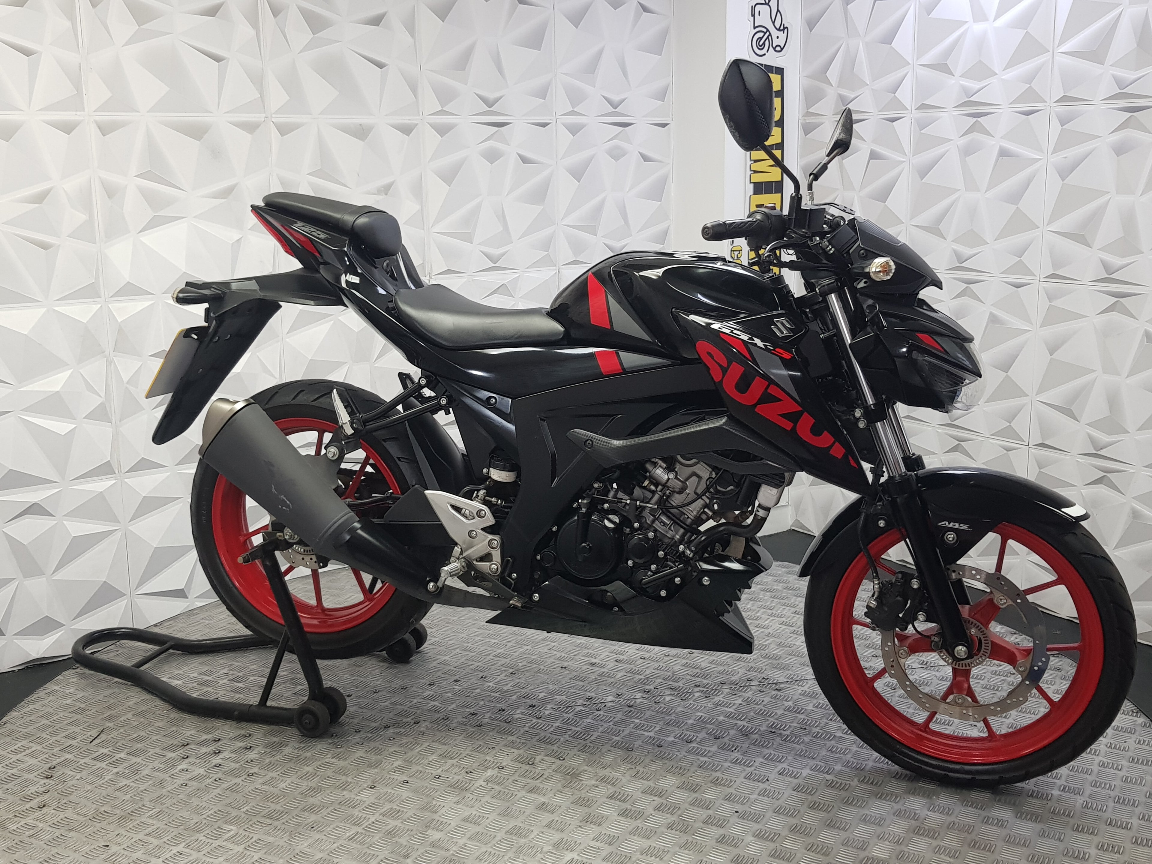 2018 SUZUKI GSXS 125 ABS