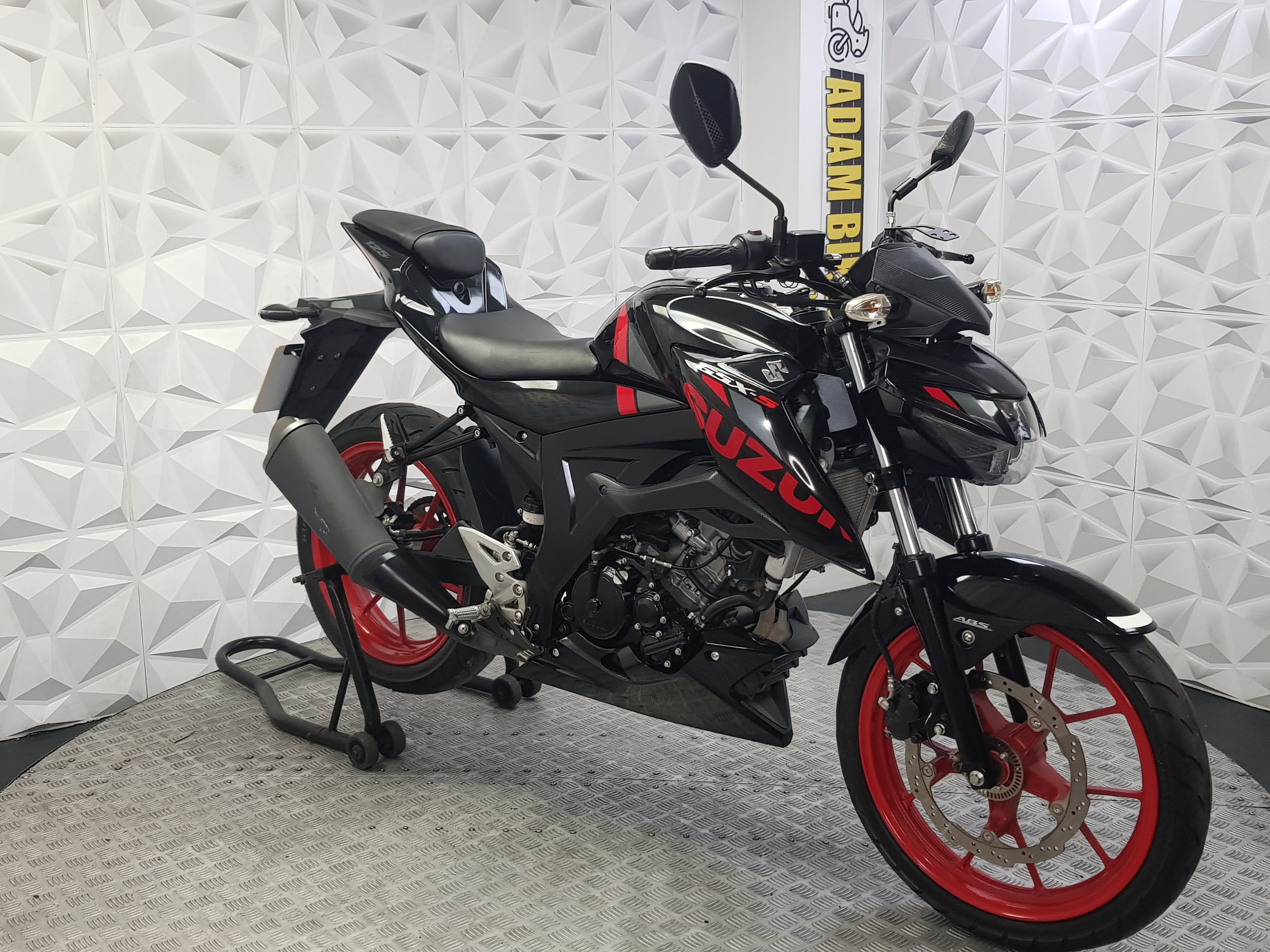 2018 SUZUKI GSXS 125 ABS