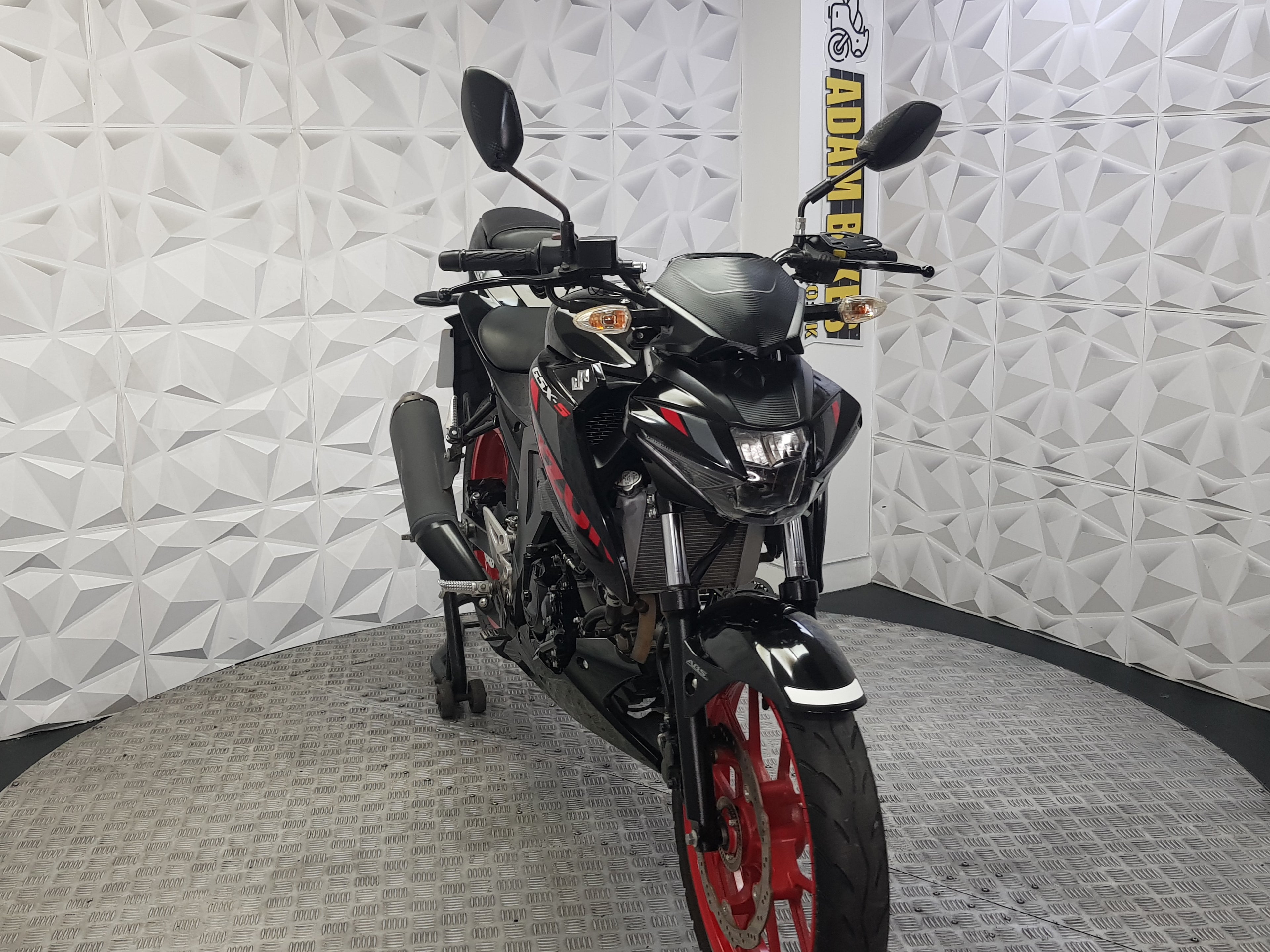 2018 SUZUKI GSXS 125 ABS