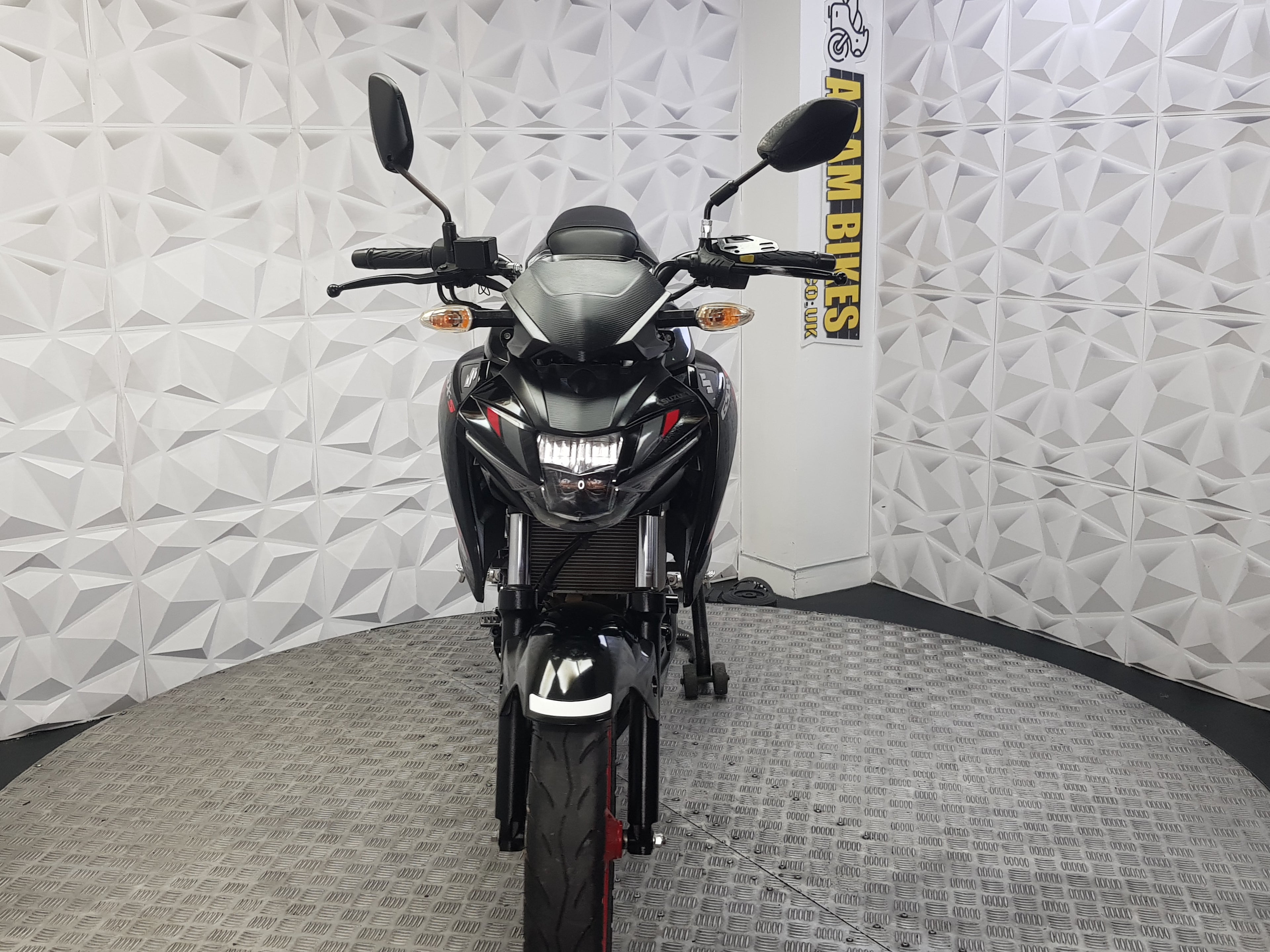 2018 SUZUKI GSXS 125 ABS