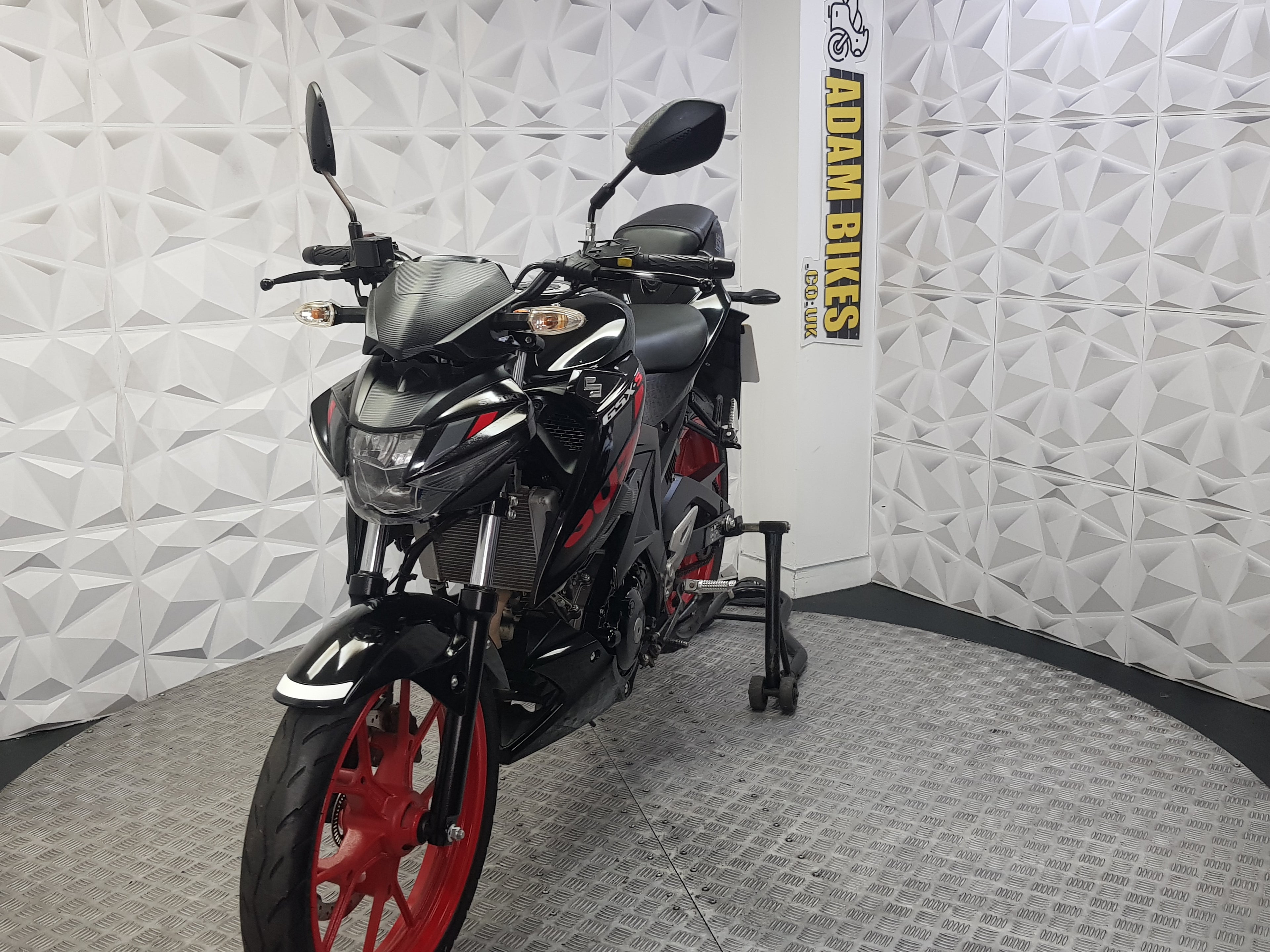 2018 SUZUKI GSXS 125 ABS