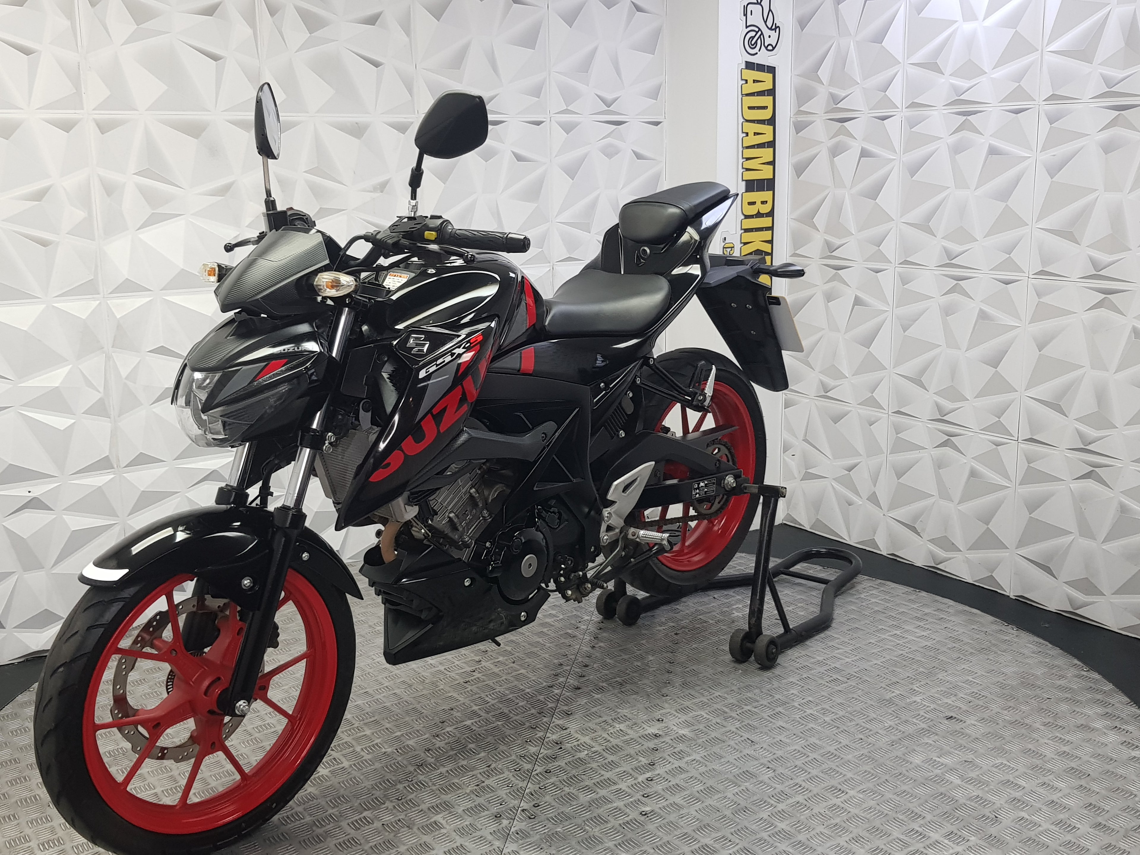 2018 SUZUKI GSXS 125 ABS