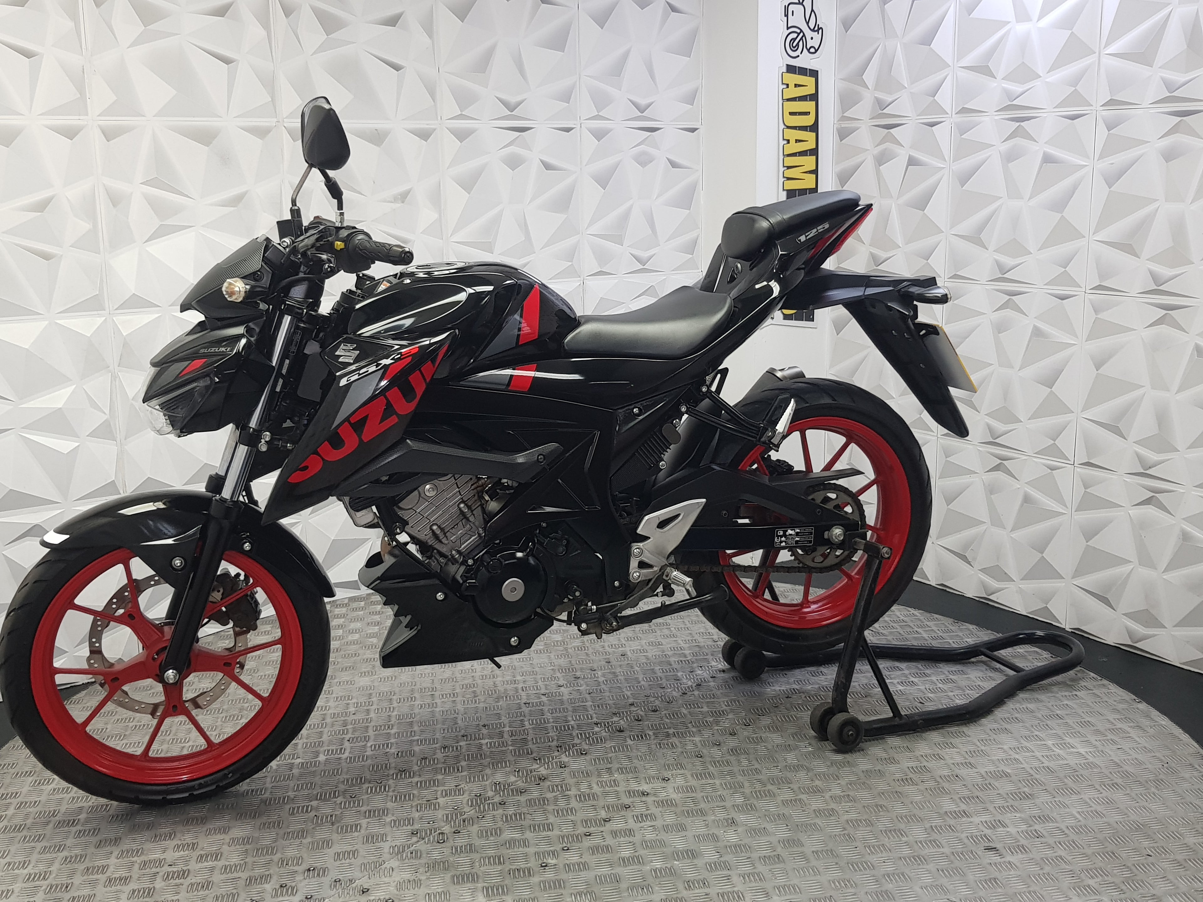 2018 SUZUKI GSXS 125 ABS