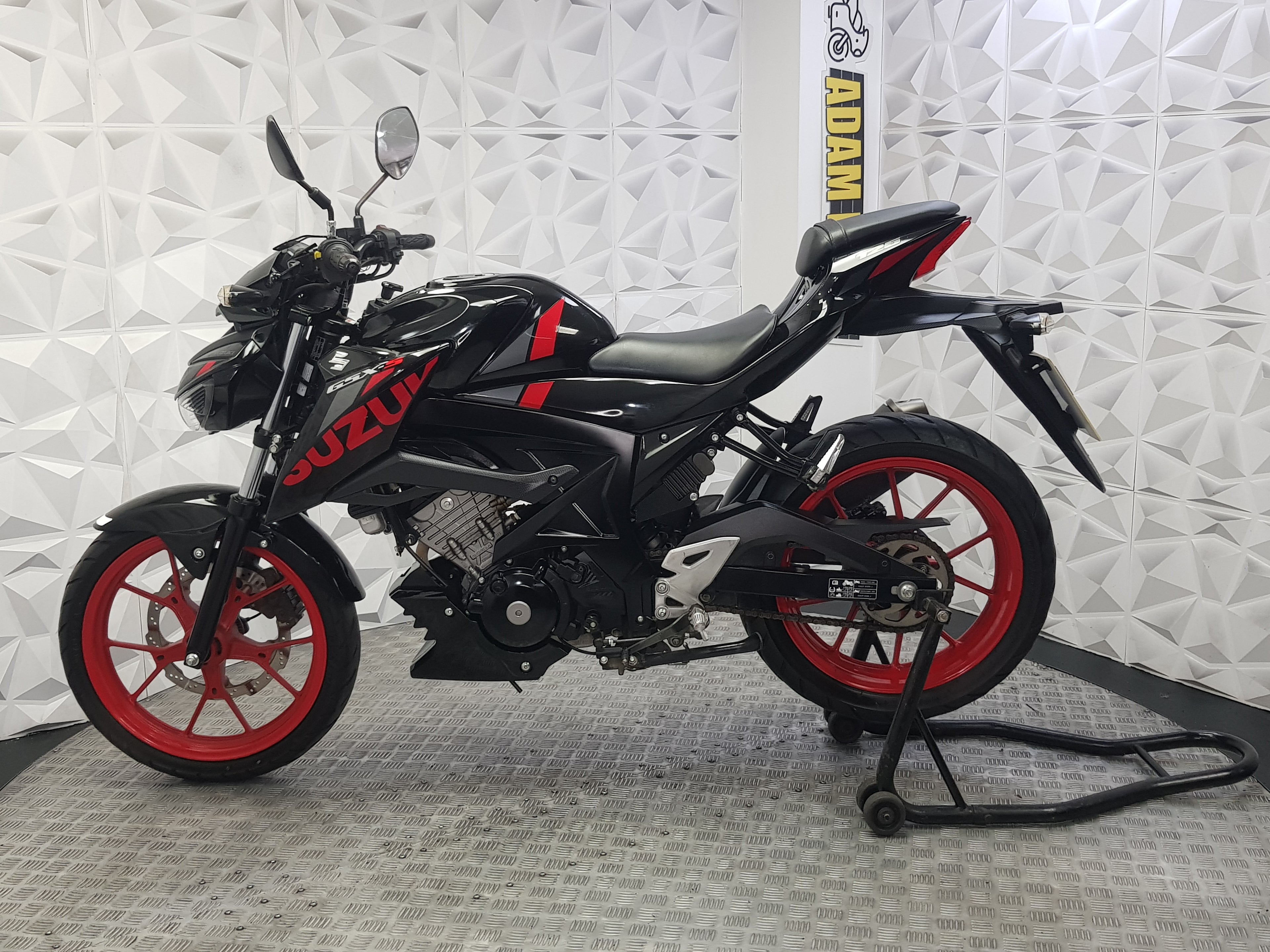 2018 SUZUKI GSXS 125 ABS