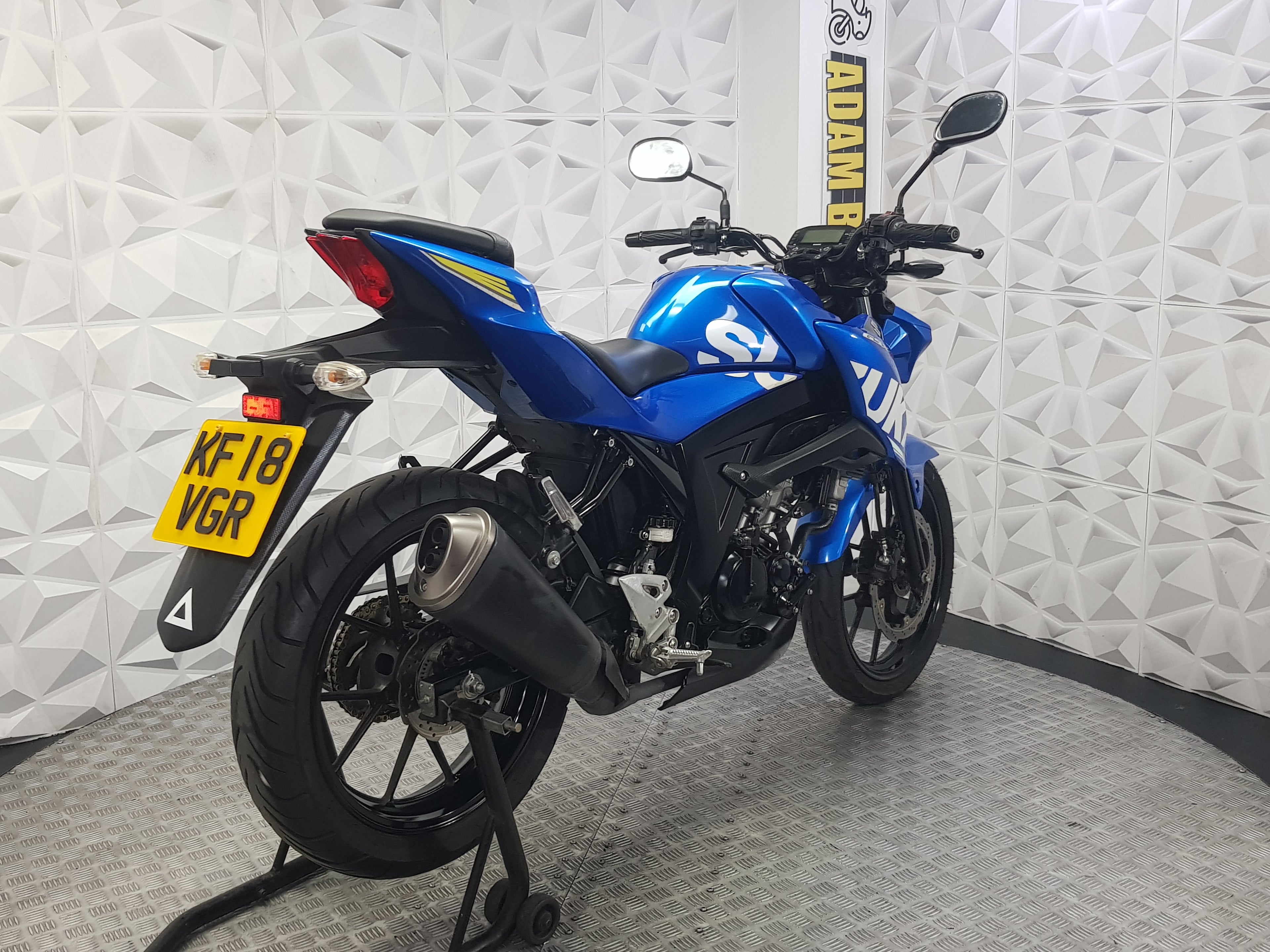 2018 SUZUKI GSX-S125 ABS