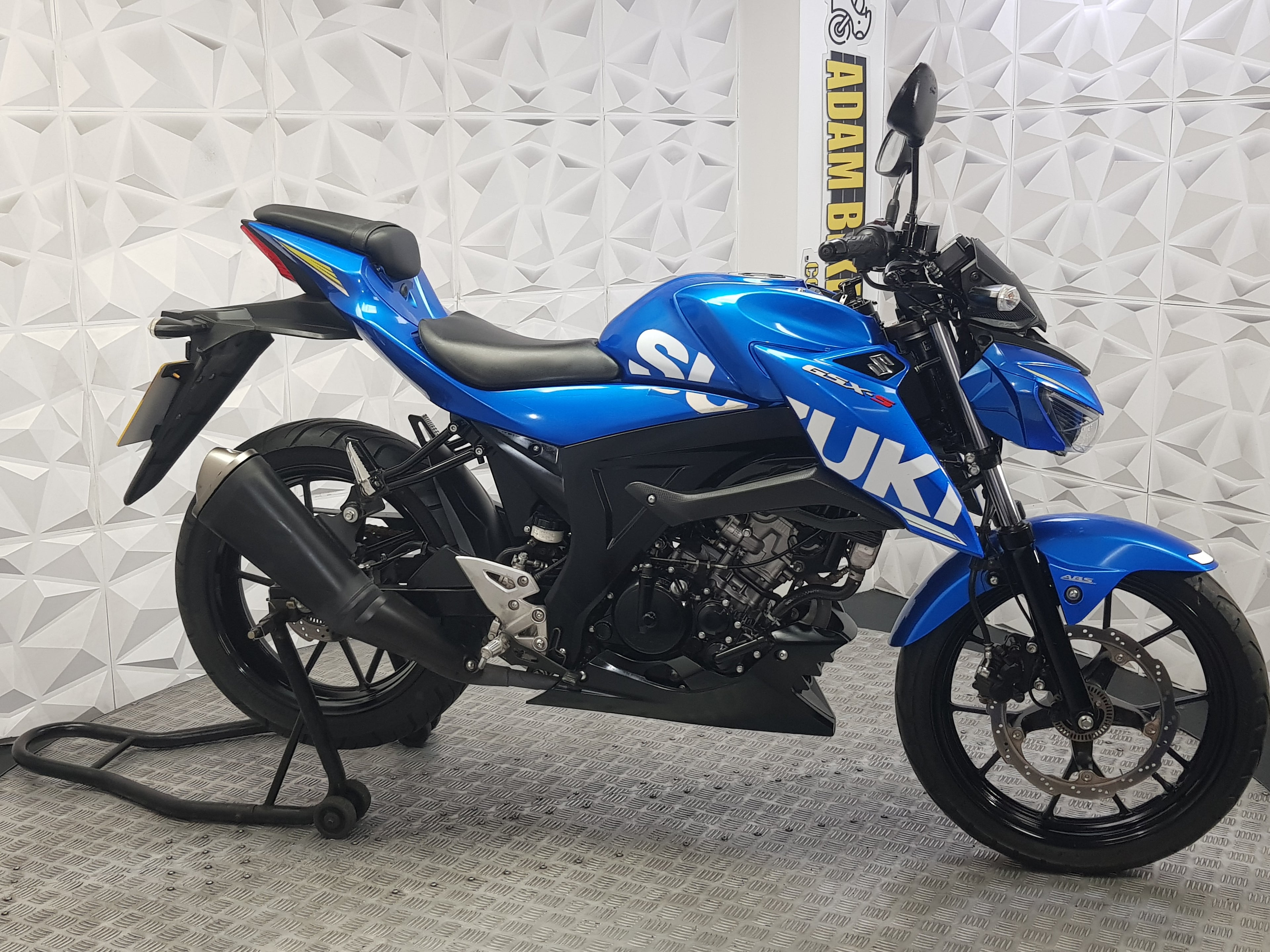 2018 SUZUKI GSX-S125 ABS