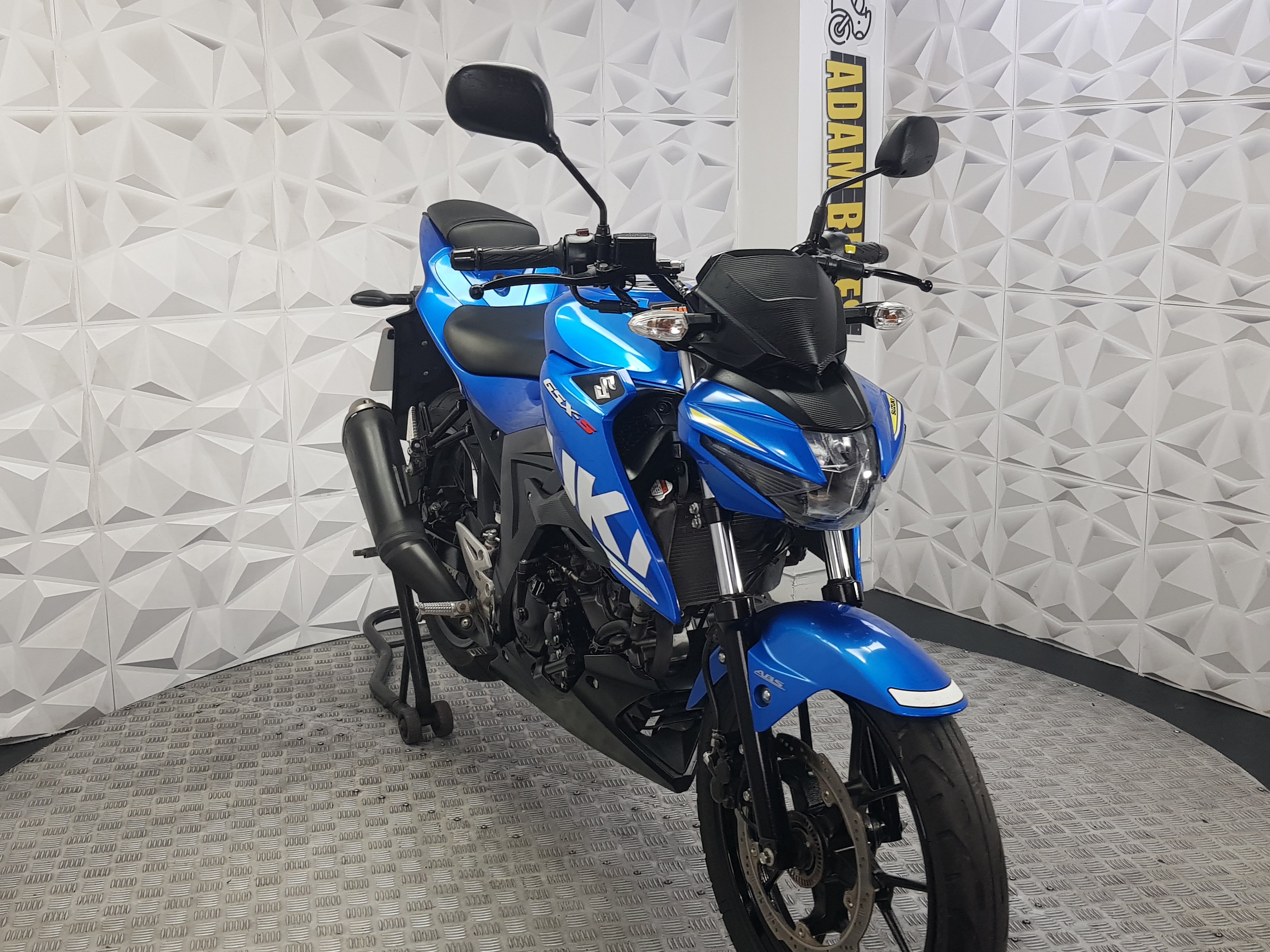 2018 SUZUKI GSX-S125 ABS