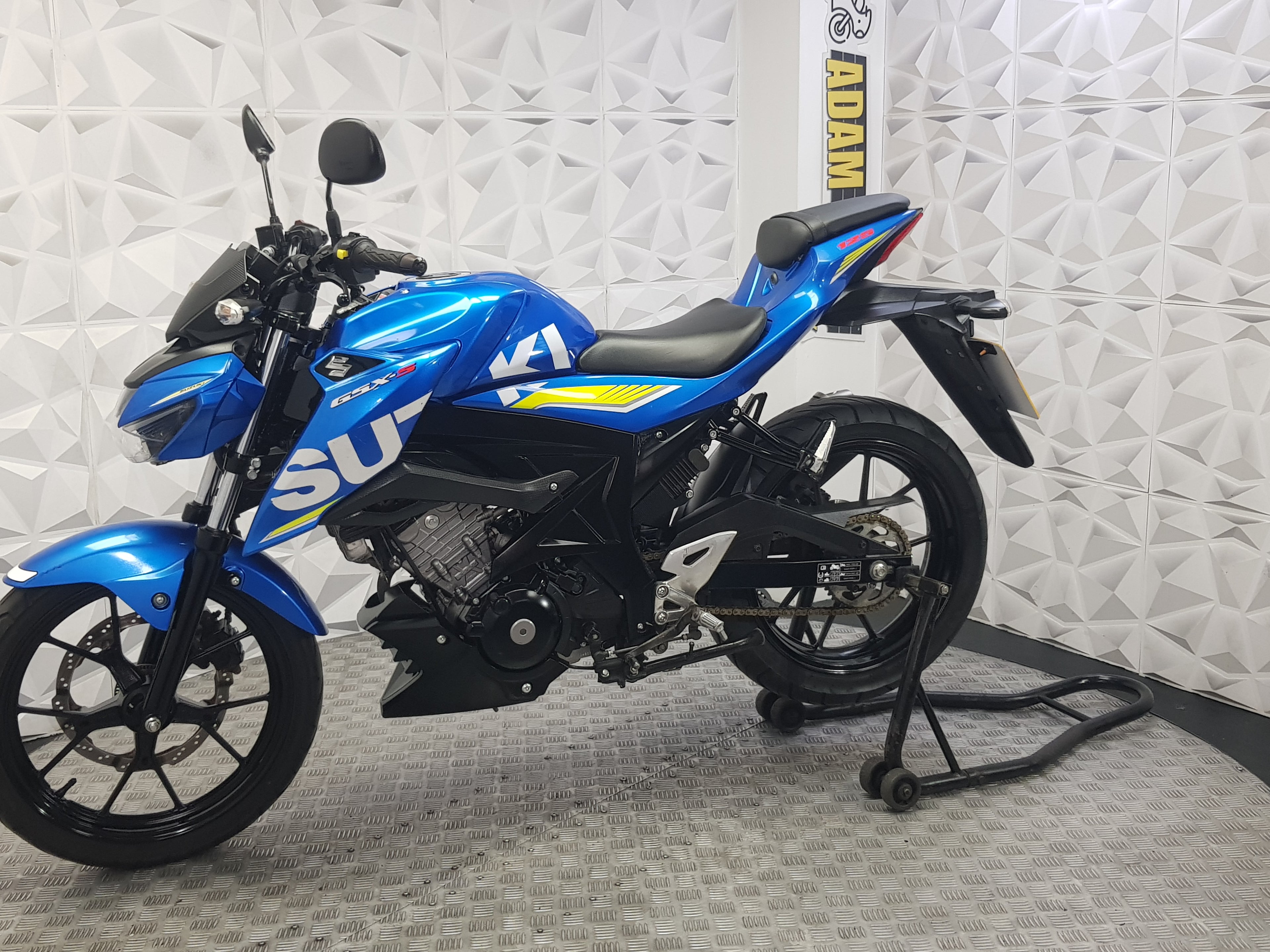 2018 SUZUKI GSX-S125 ABS