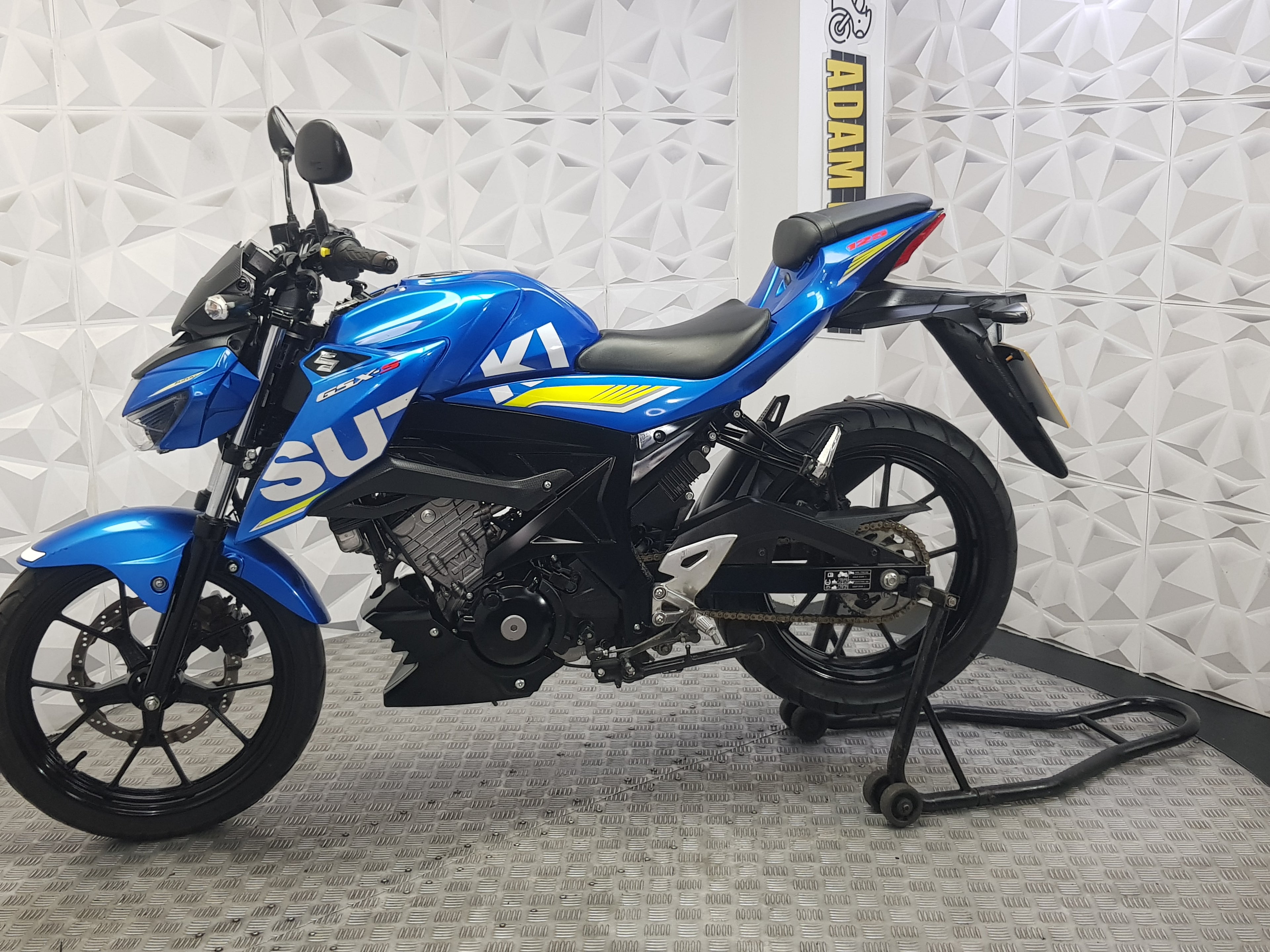 2018 SUZUKI GSX-S125 ABS