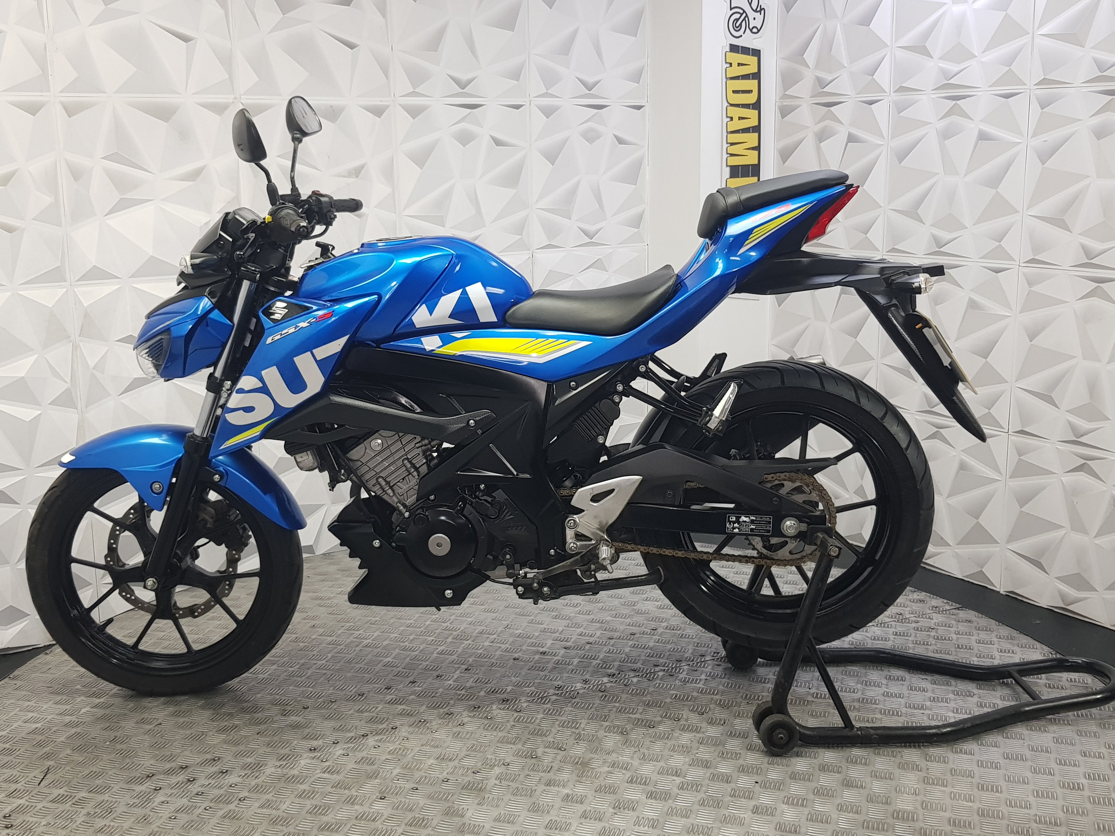 2018 SUZUKI GSX-S125 ABS