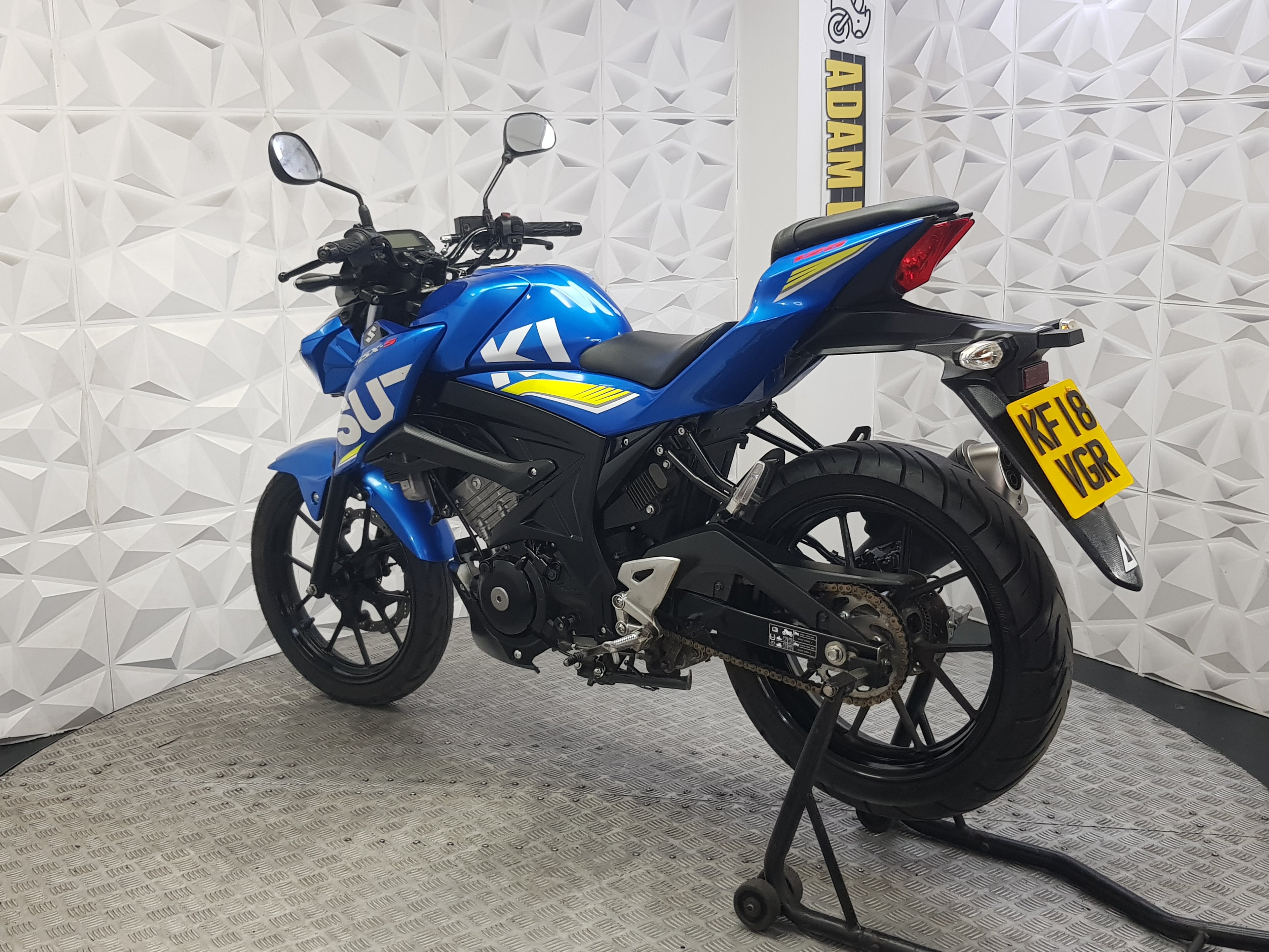 2018 SUZUKI GSX-S125 ABS