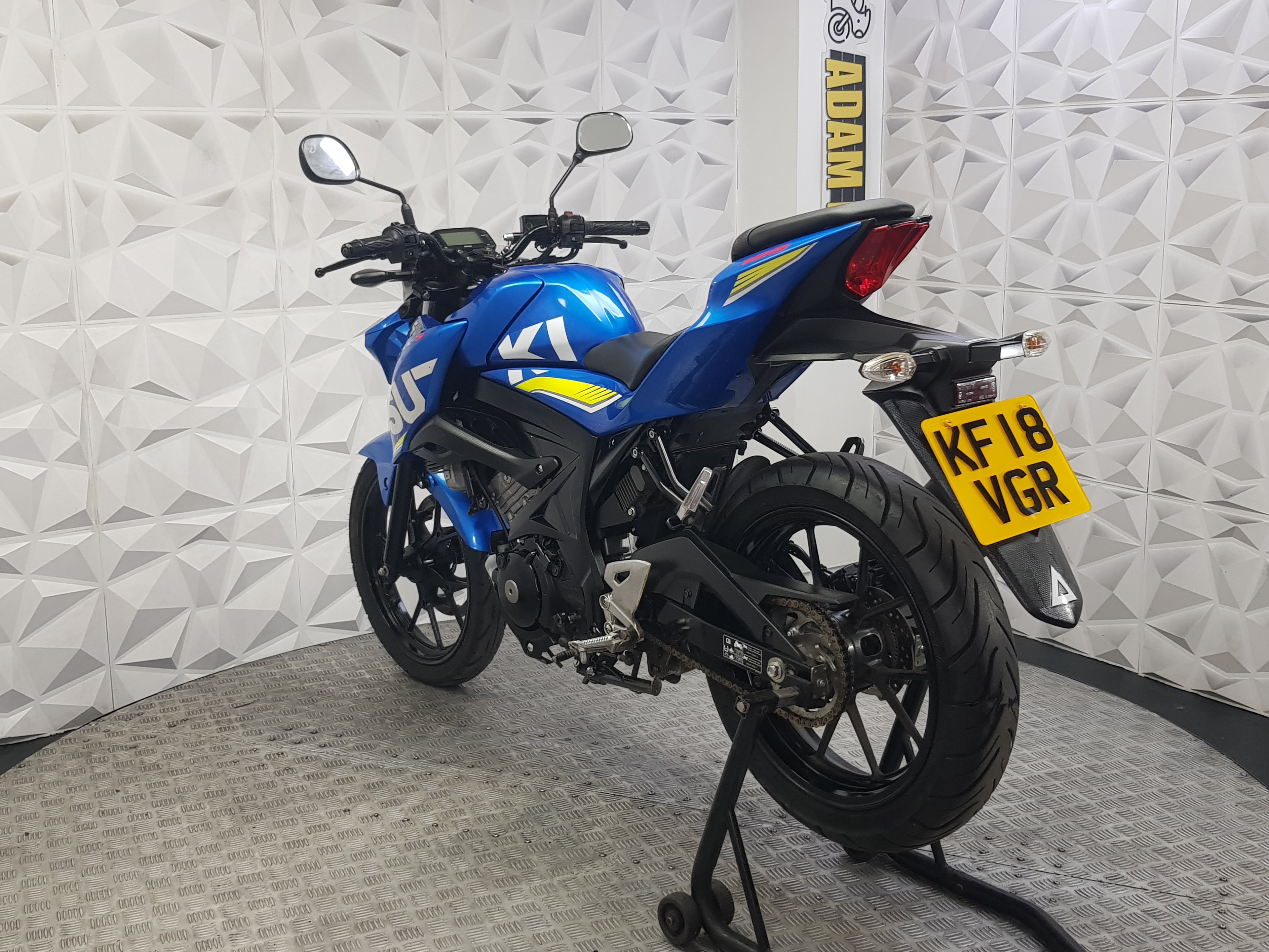 2018 SUZUKI GSX-S125 ABS