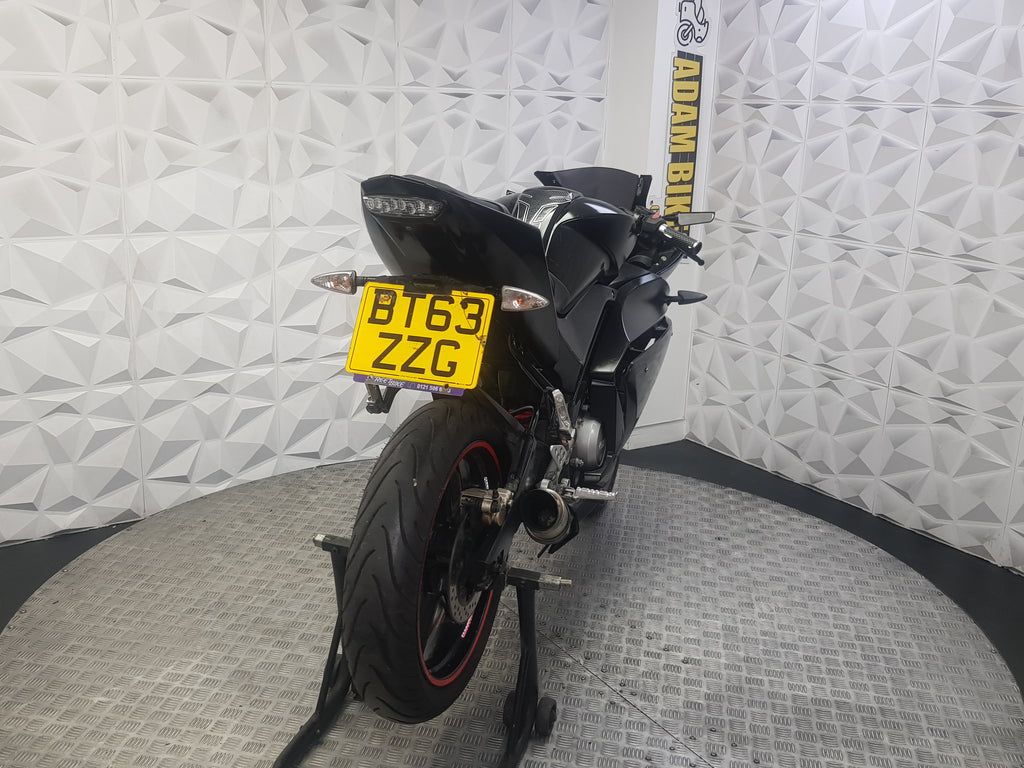 2013 YAMAHA YZF-R125