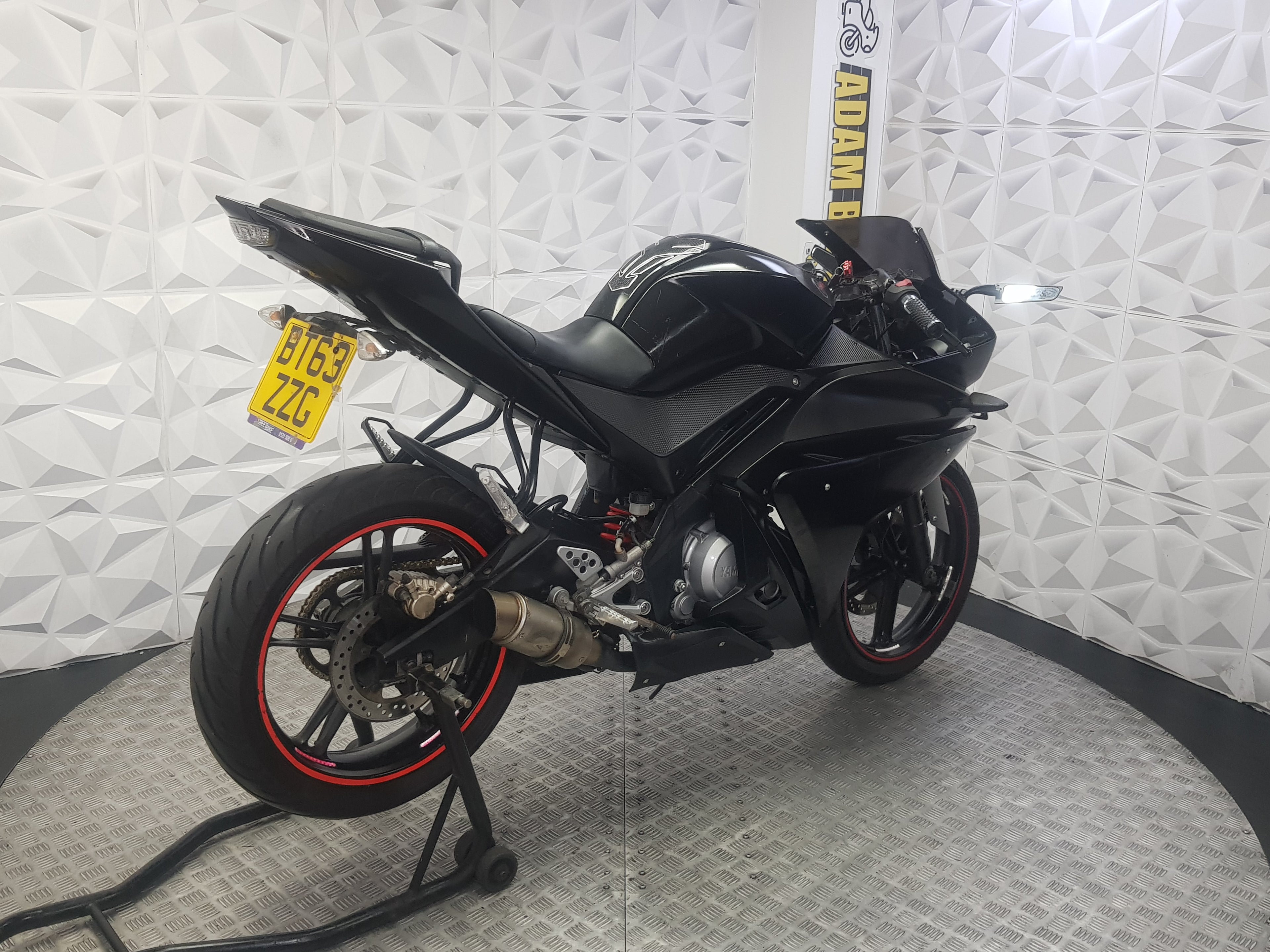 2013 YAMAHA YZF-R125