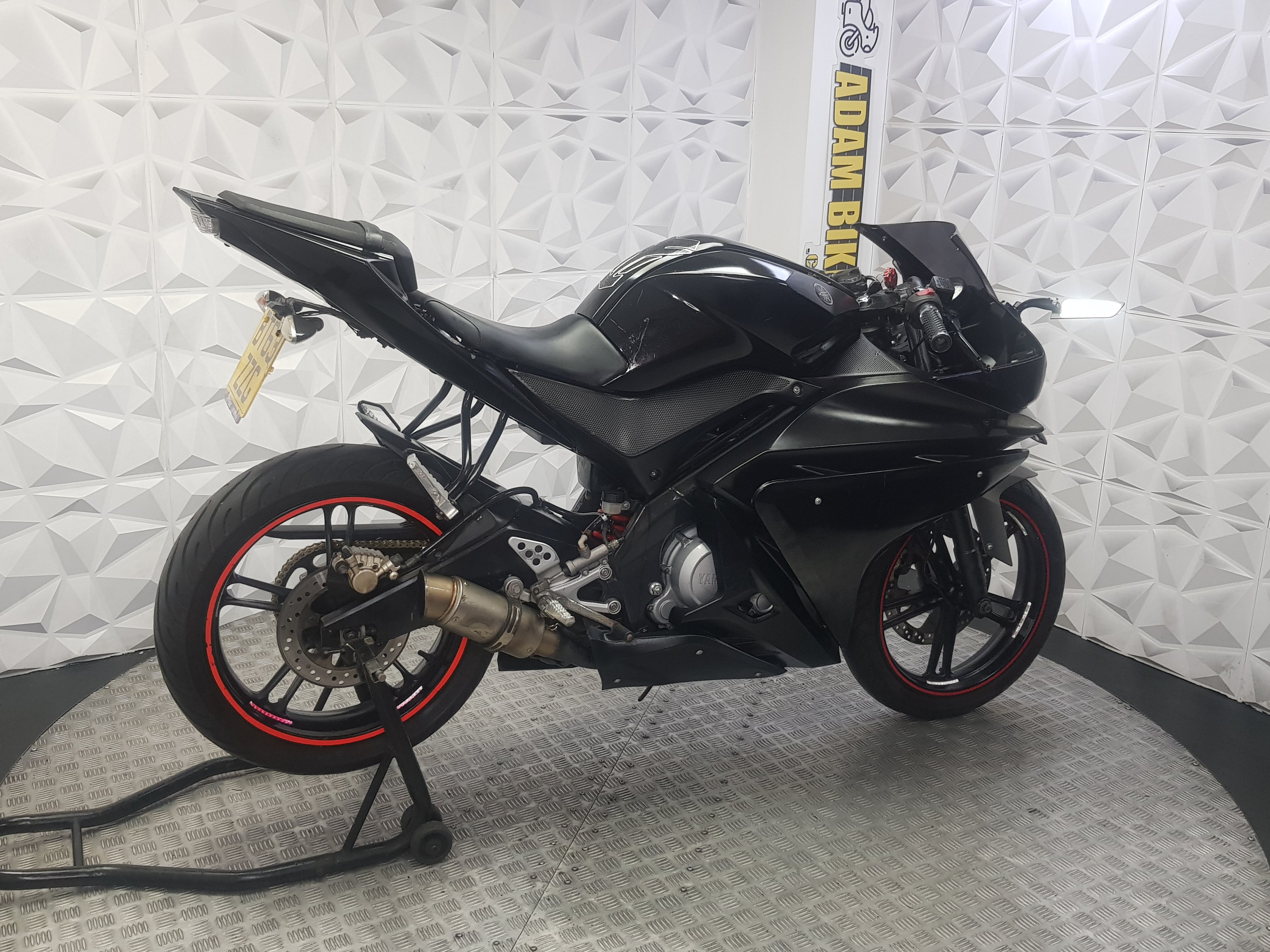 2013 YAMAHA YZF-R125