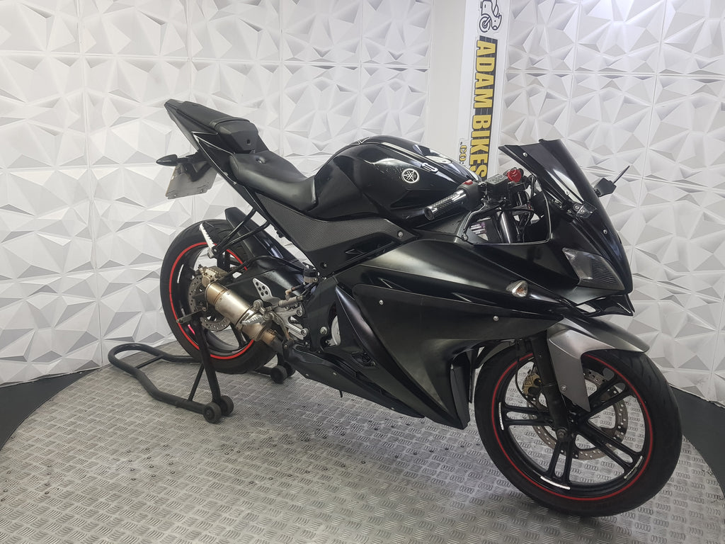 2013 YAMAHA YZF-R125