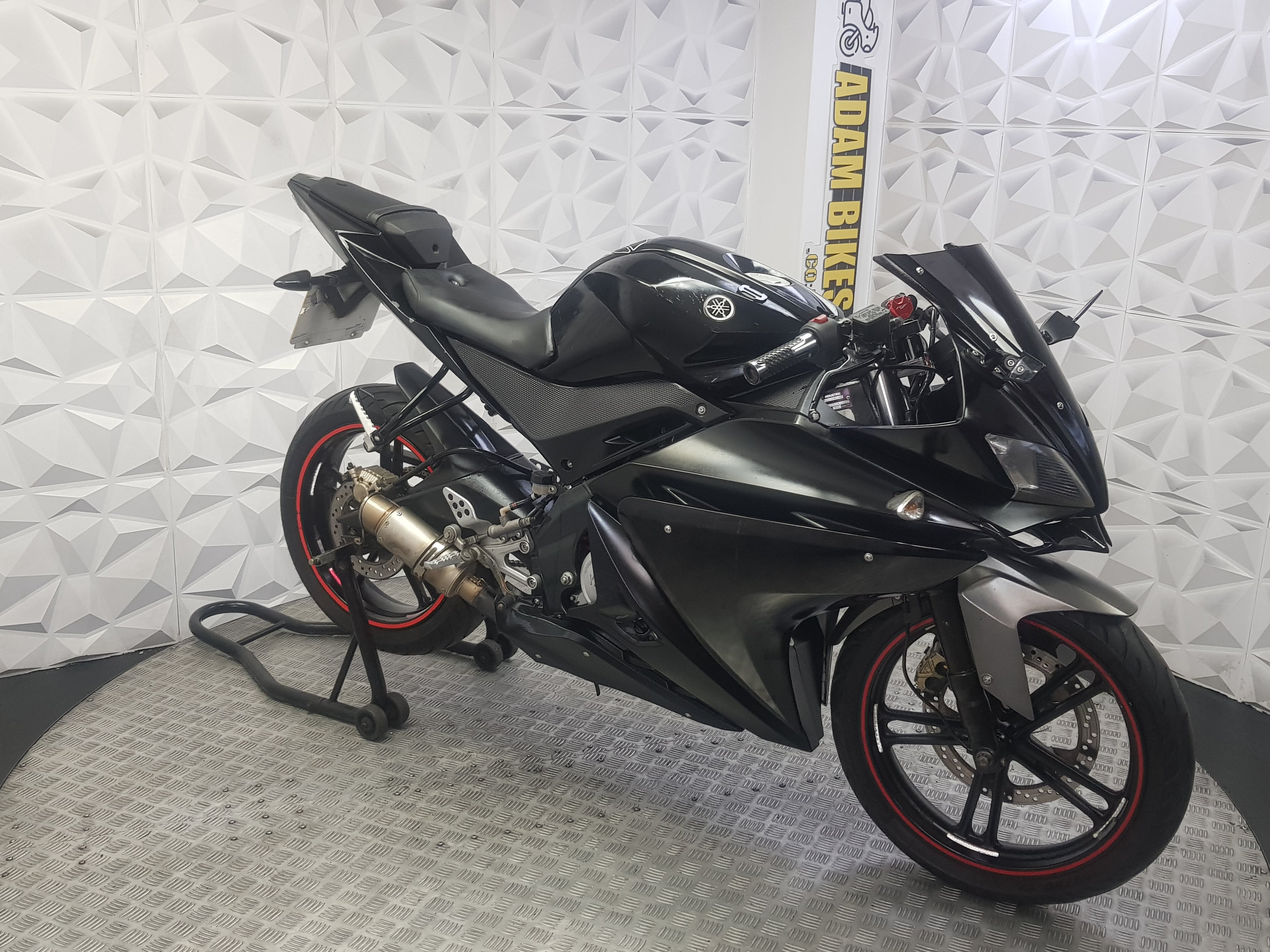 2013 YAMAHA YZF-R125