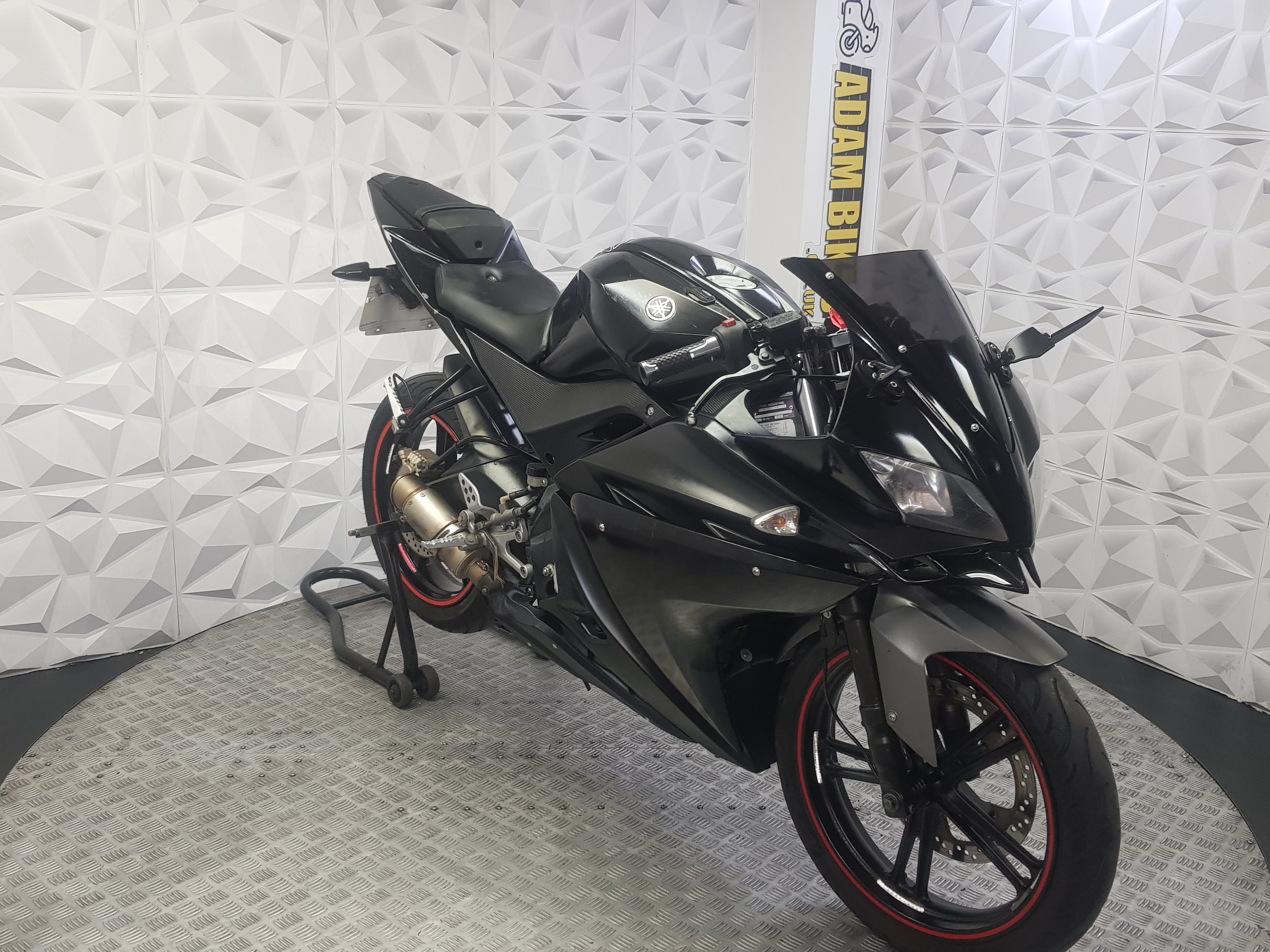2013 YAMAHA YZF-R125