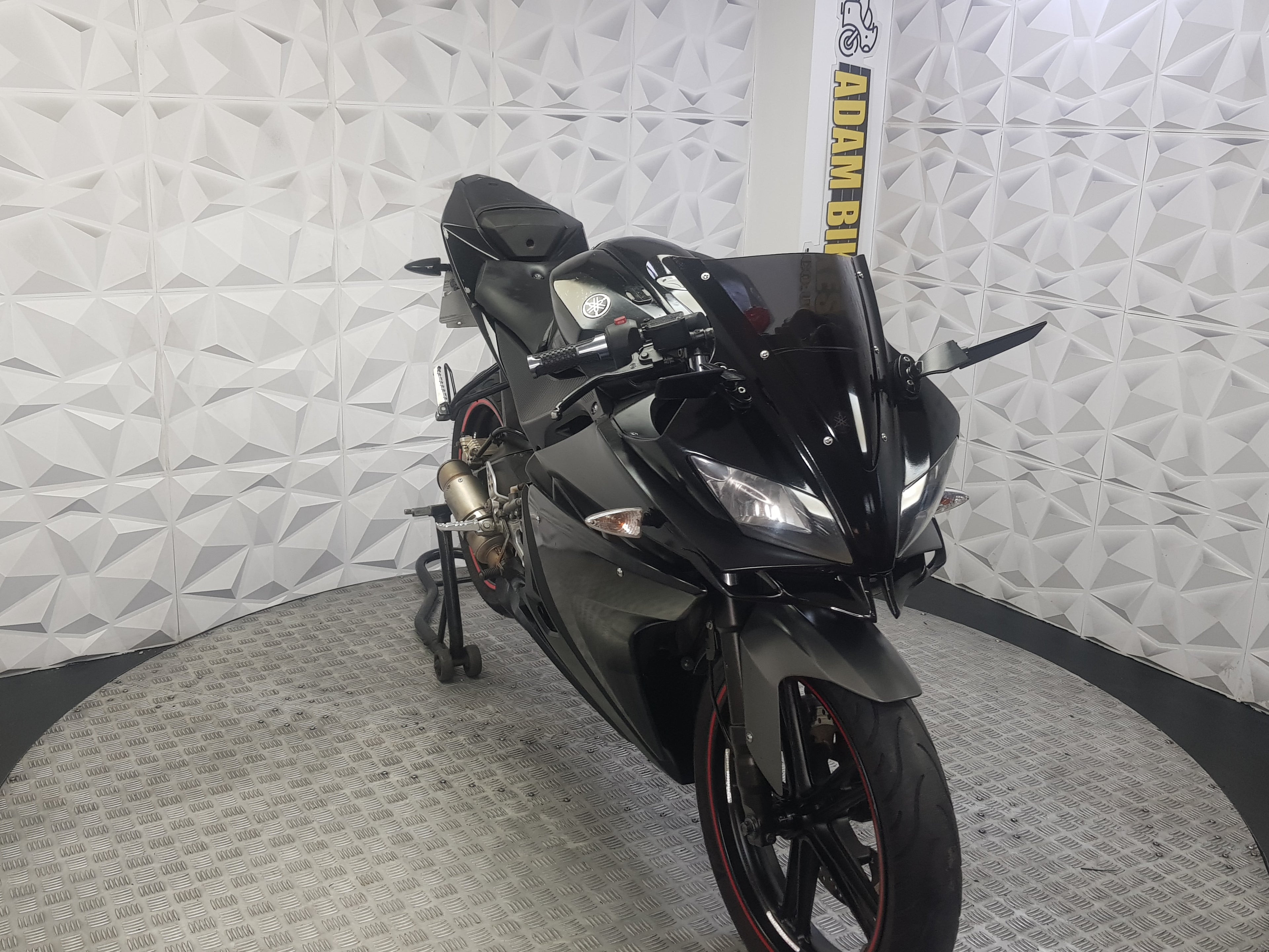 2013 YAMAHA YZF-R125