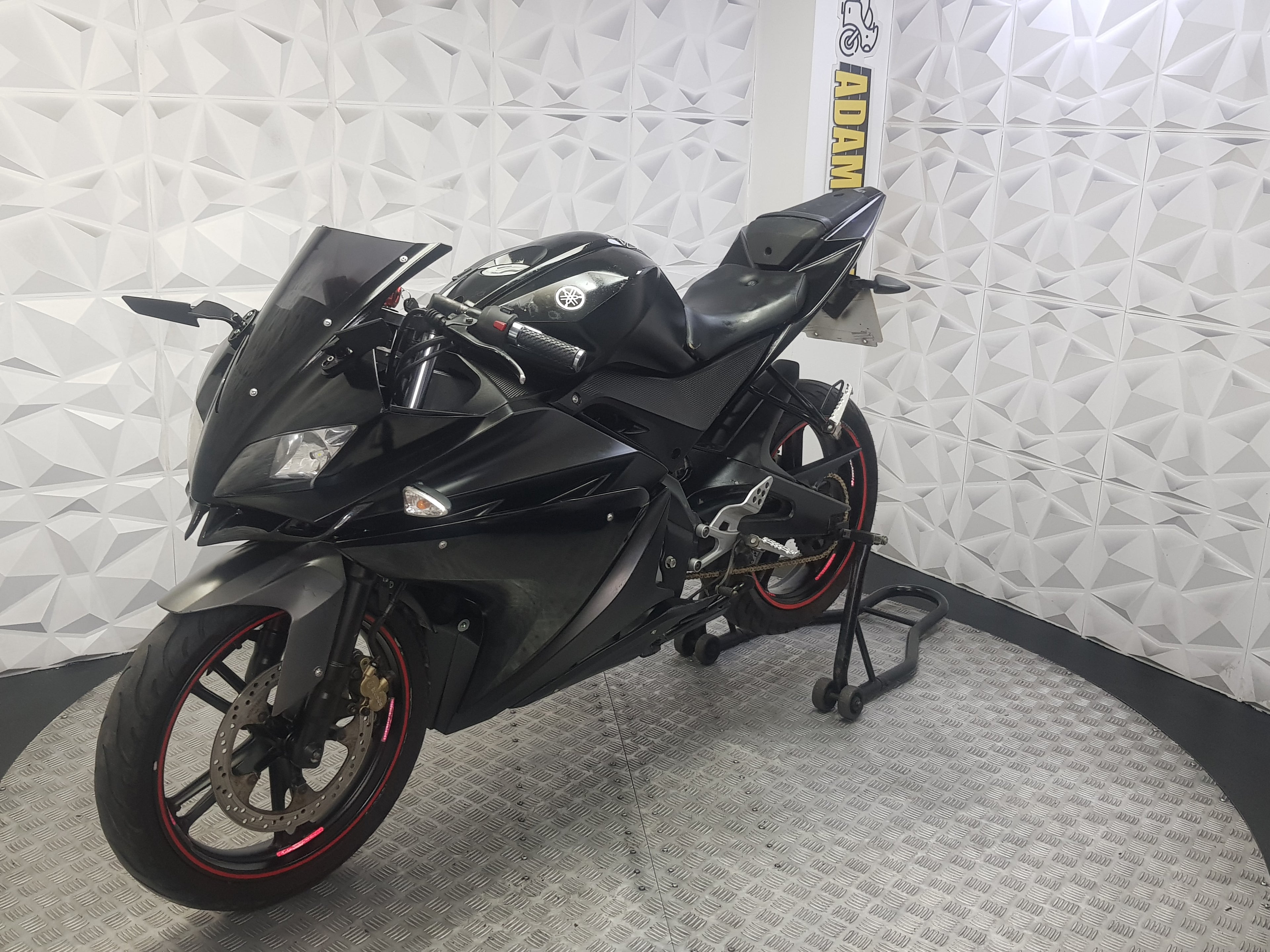 2013 YAMAHA YZF-R125