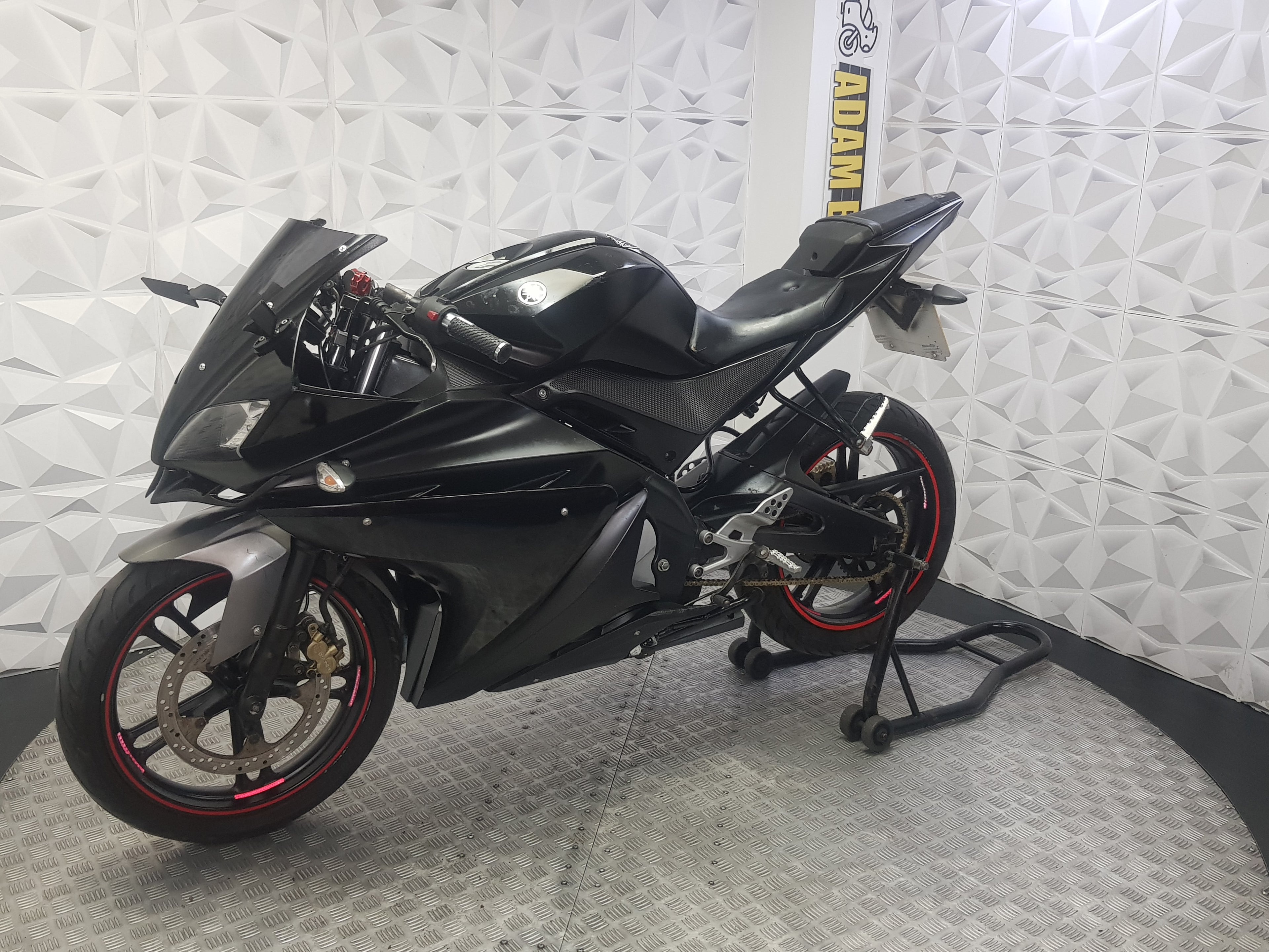 2013 YAMAHA YZF-R125