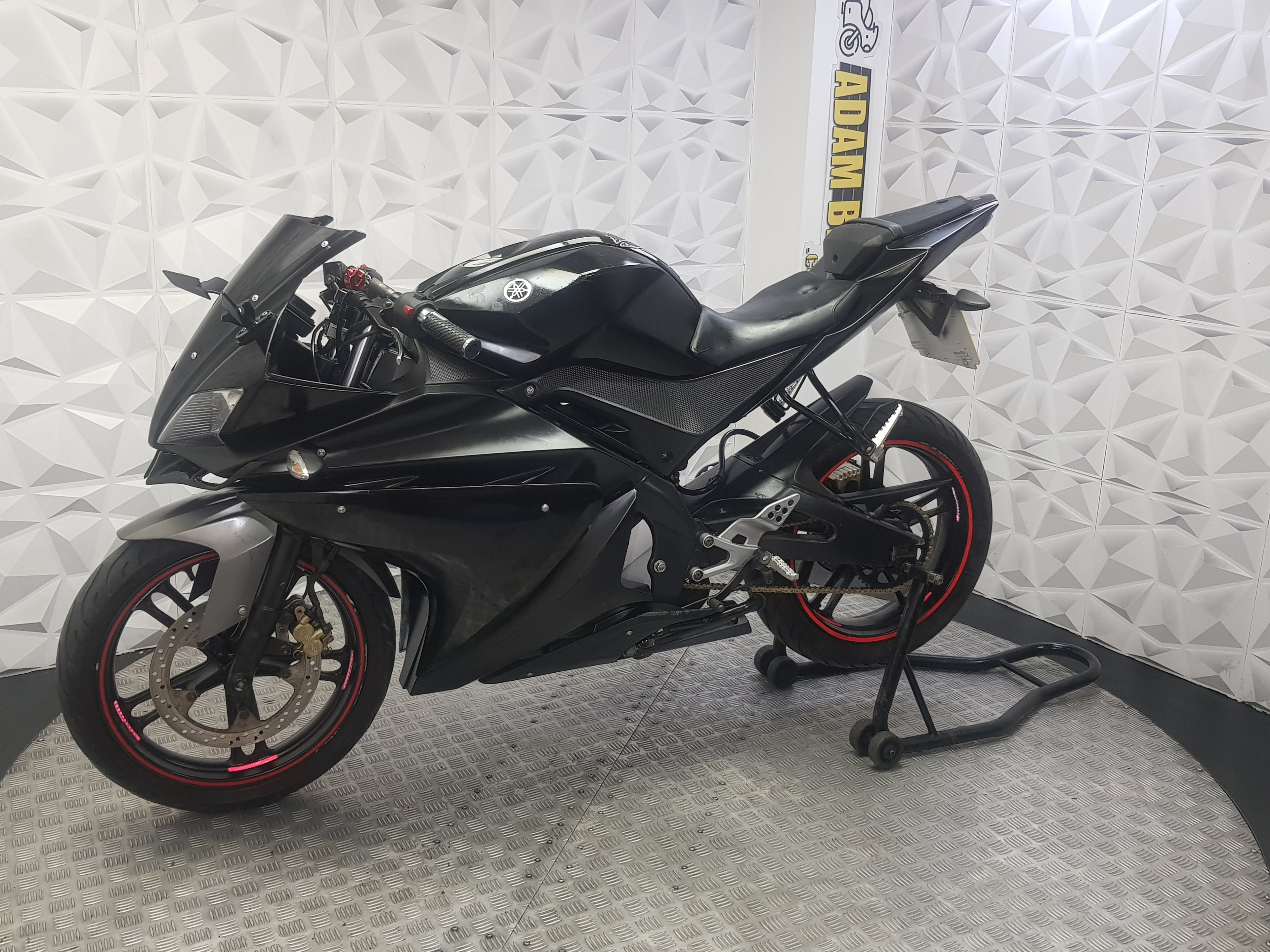 2013 YAMAHA YZF-R125