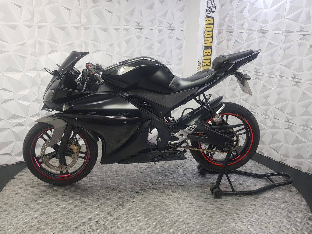 2013 YAMAHA YZF-R125