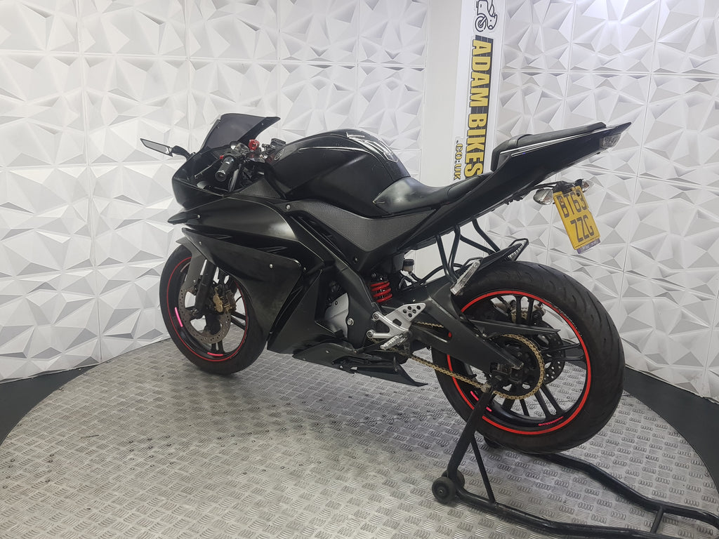 2013 YAMAHA YZF-R125