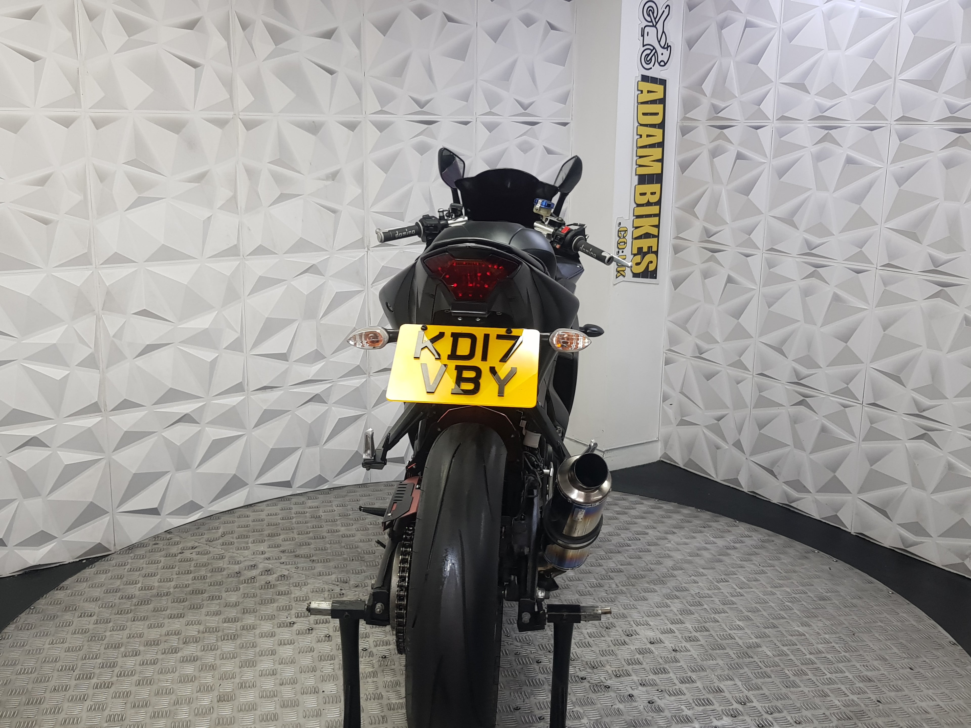 2017  YAMAHA YZF R3