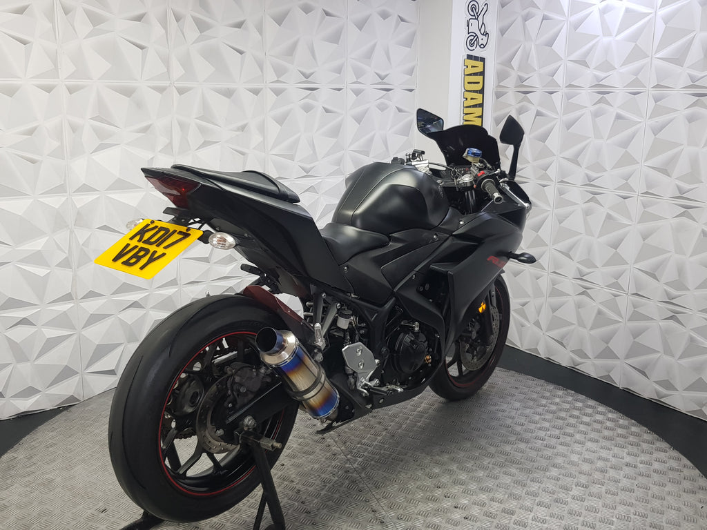 2017  YAMAHA YZF R3