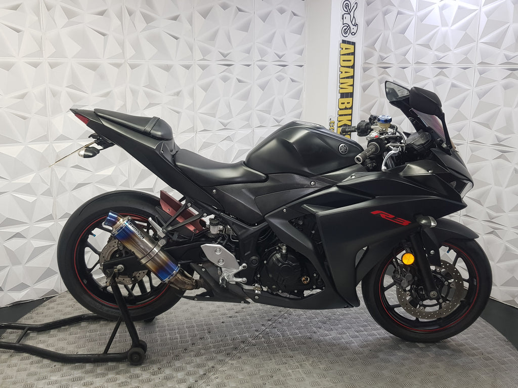 2017  YAMAHA YZF R3