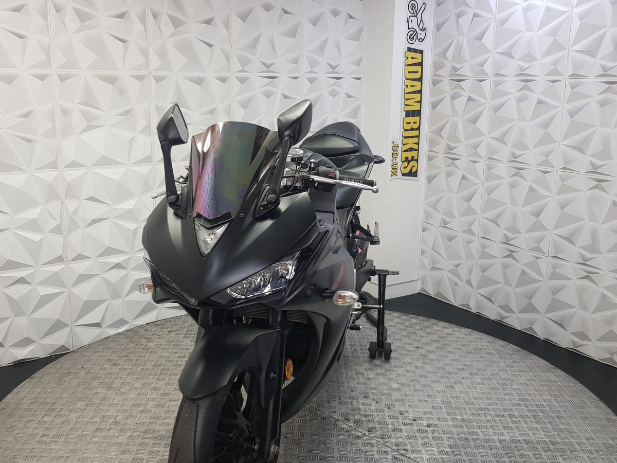 2017 Yamaha R3