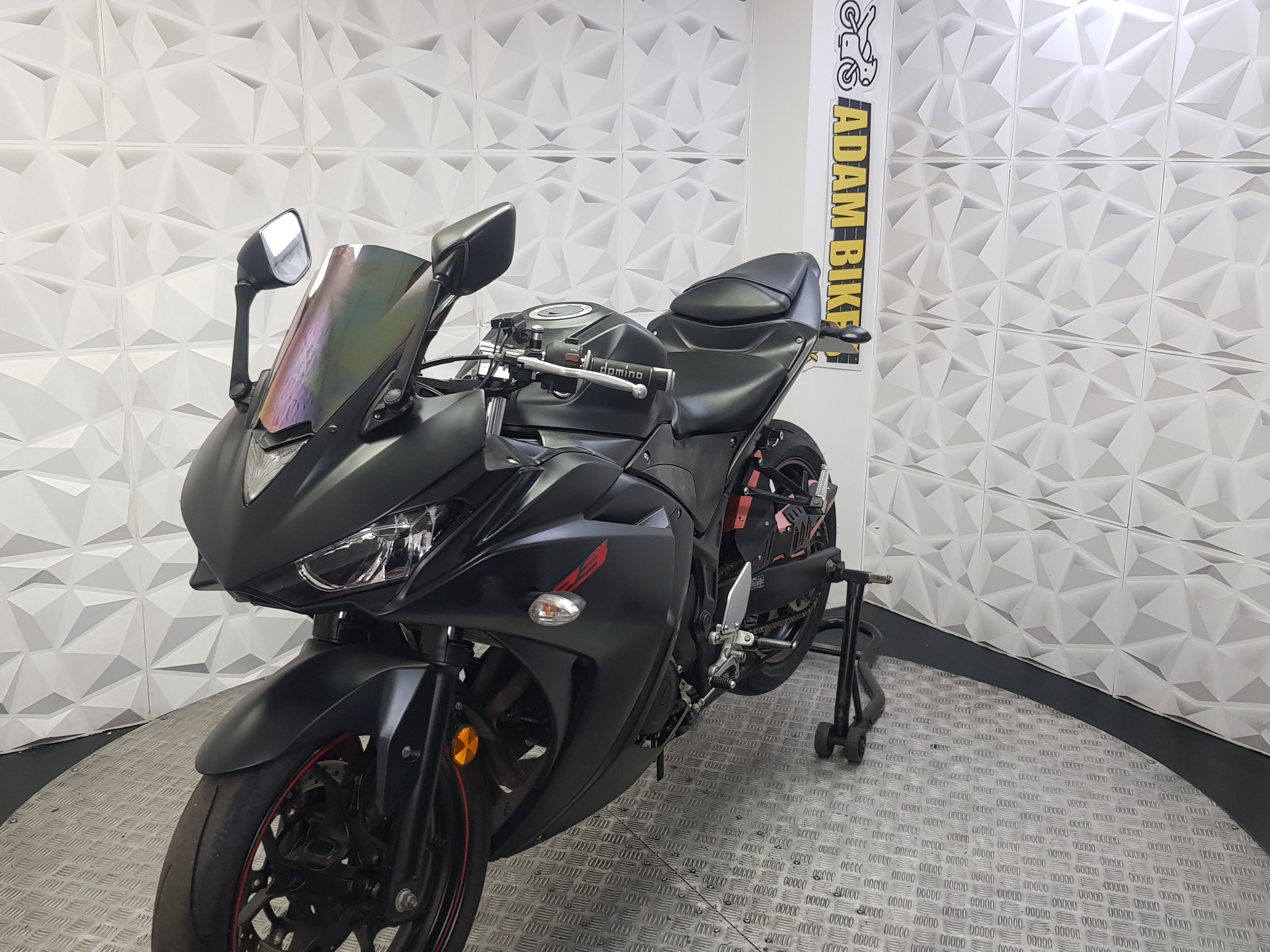 2017  YAMAHA YZF R3
