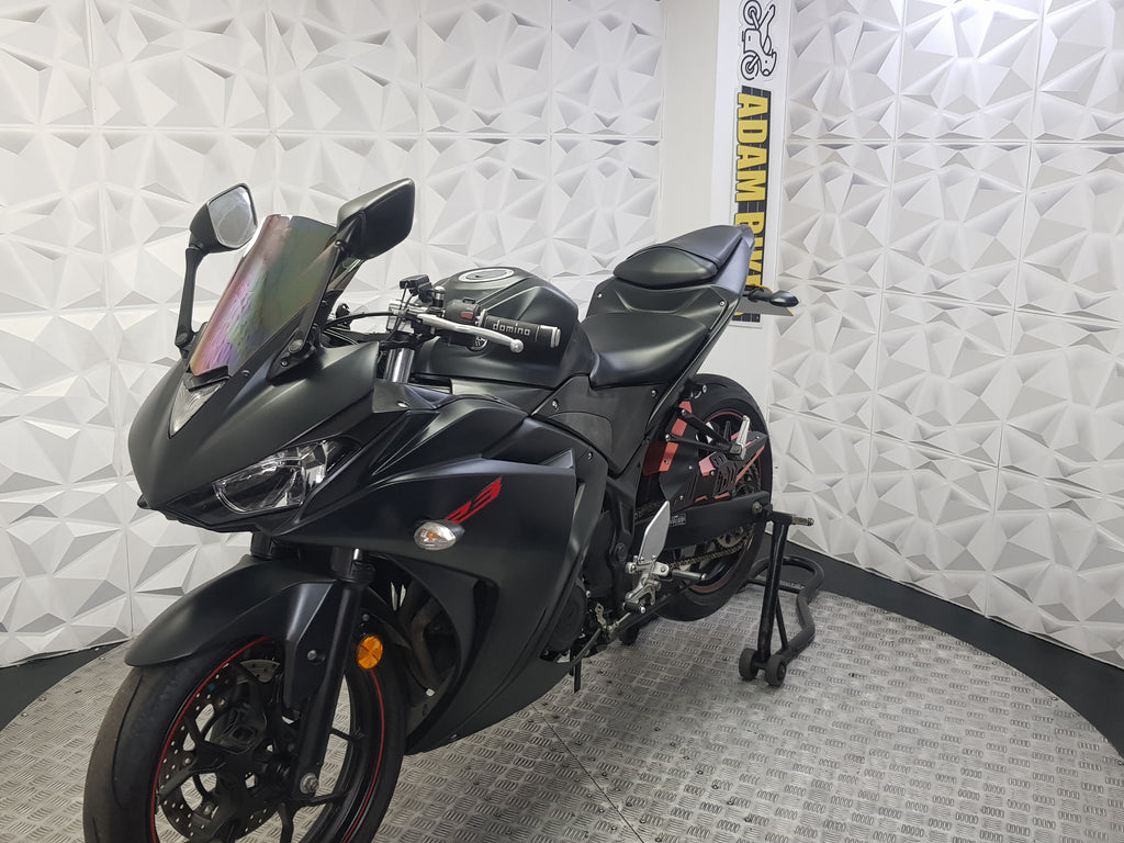 2017  YAMAHA YZF R3