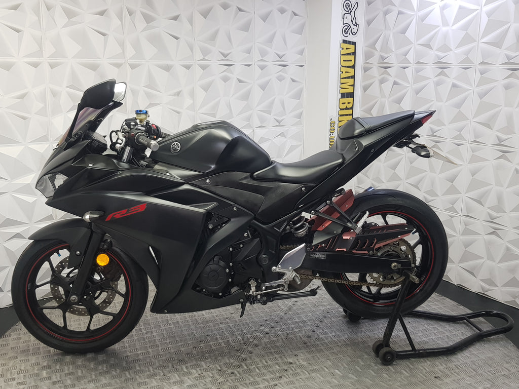 2017  YAMAHA YZF R3
