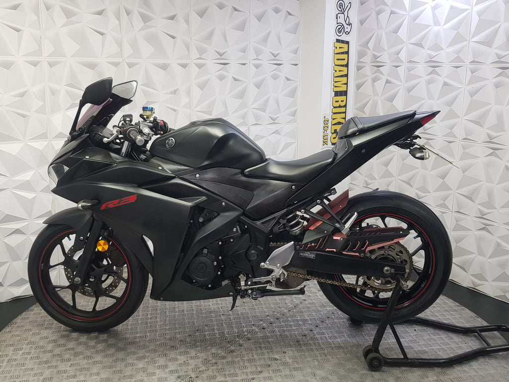 2017  YAMAHA YZF R3