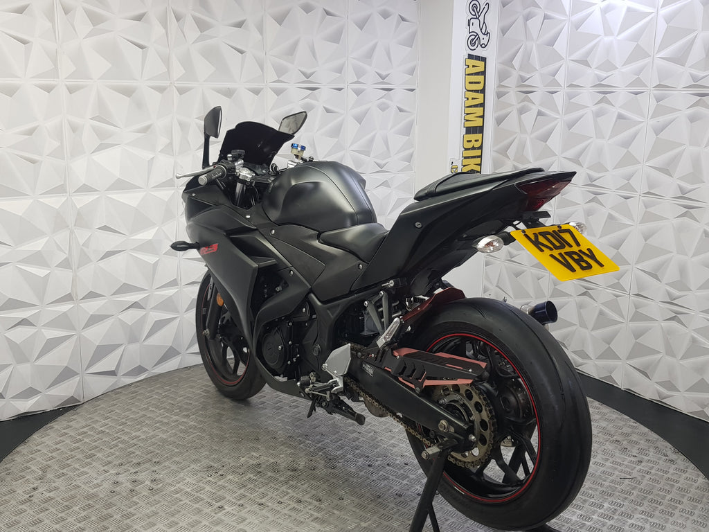 2017  YAMAHA YZF R3