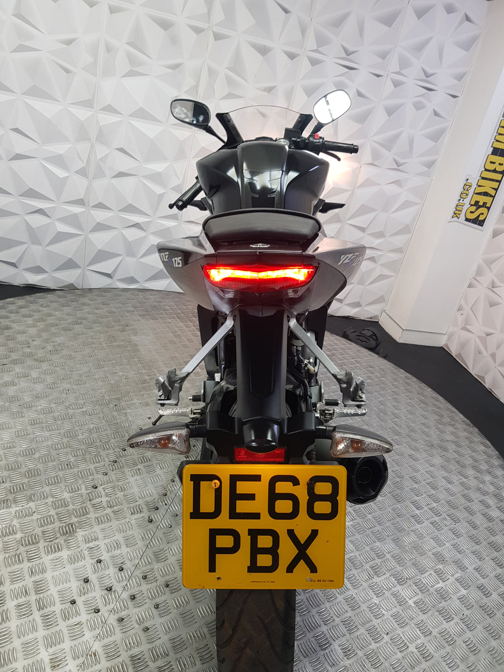 2018 YAMAHA YZF-R 125
