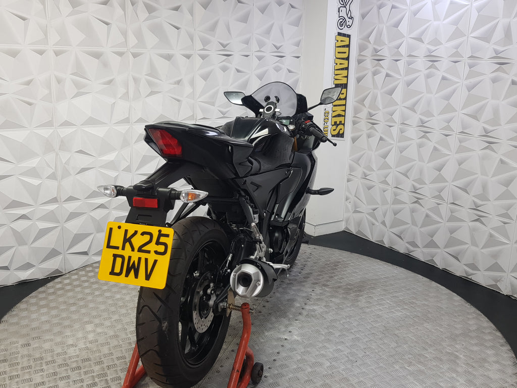 2025 YAMAHA YZF-R 125 ABS