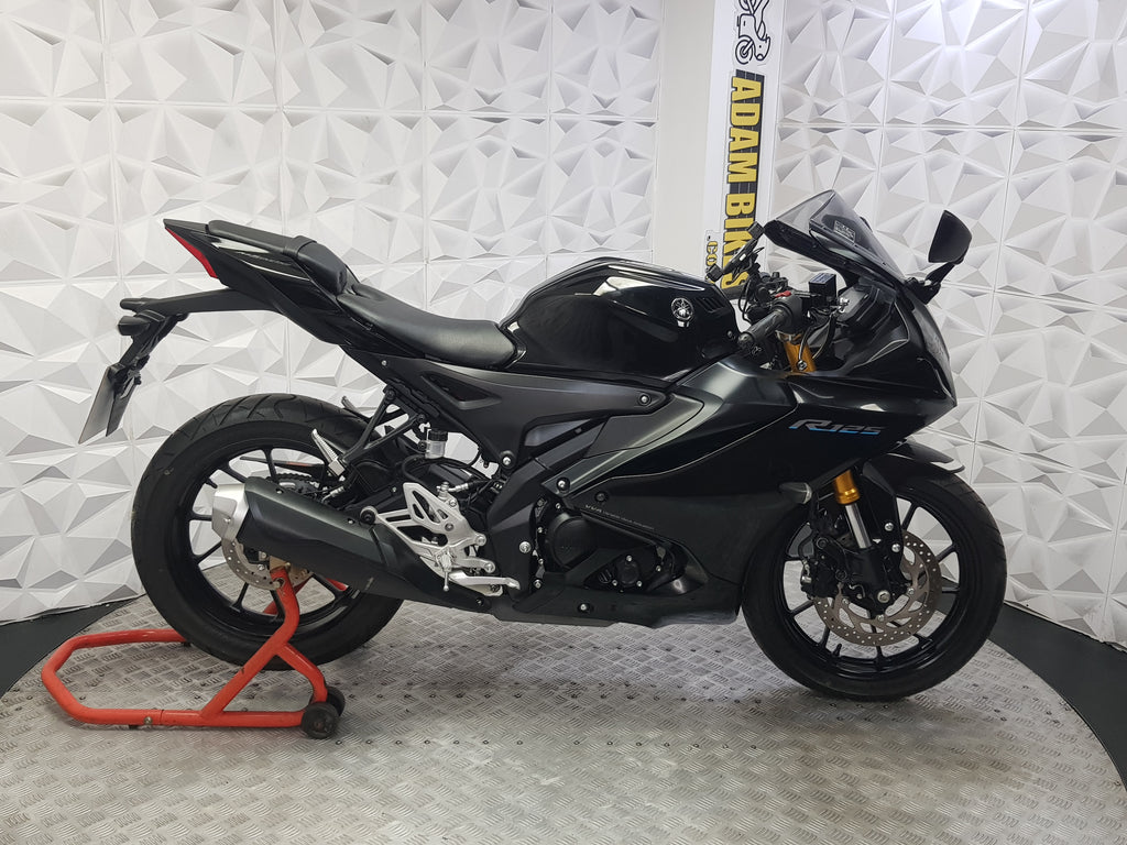 2025 YAMAHA YZF-R 125 ABS