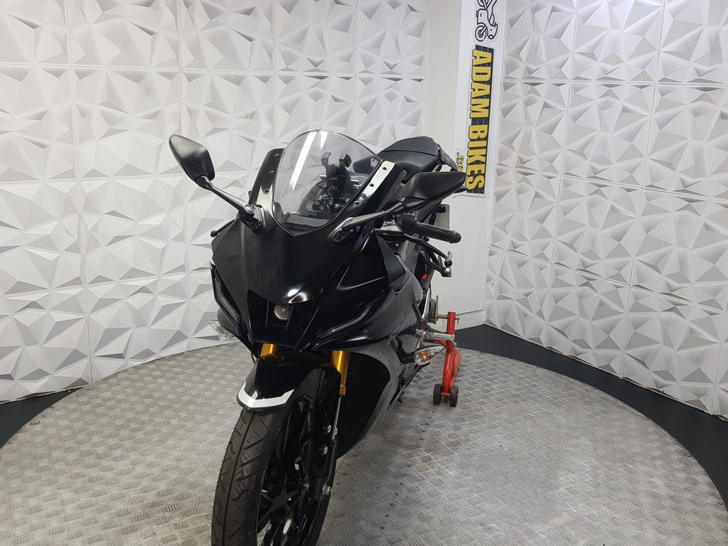 2025 YAMAHA YZF-R 125 ABS