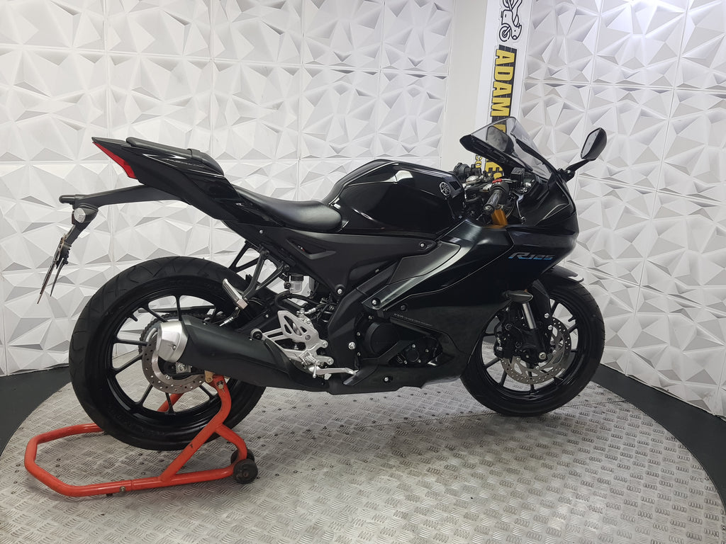 2025 YAMAHA YZF R125 ABS
