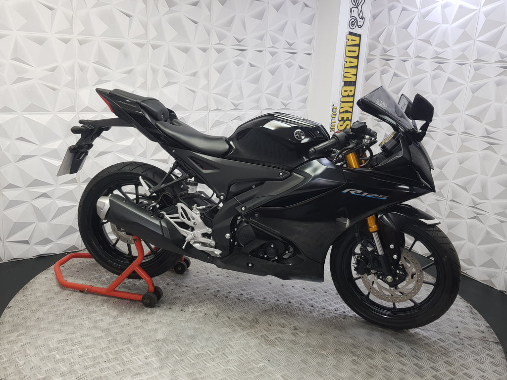 2025 YAMAHA YZF R125 ABS