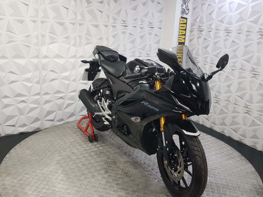 2025 YAMAHA YZF R125 ABS