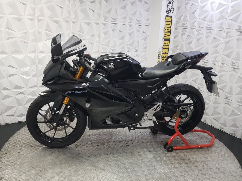 2025 YAMAHA YZF R125 ABS