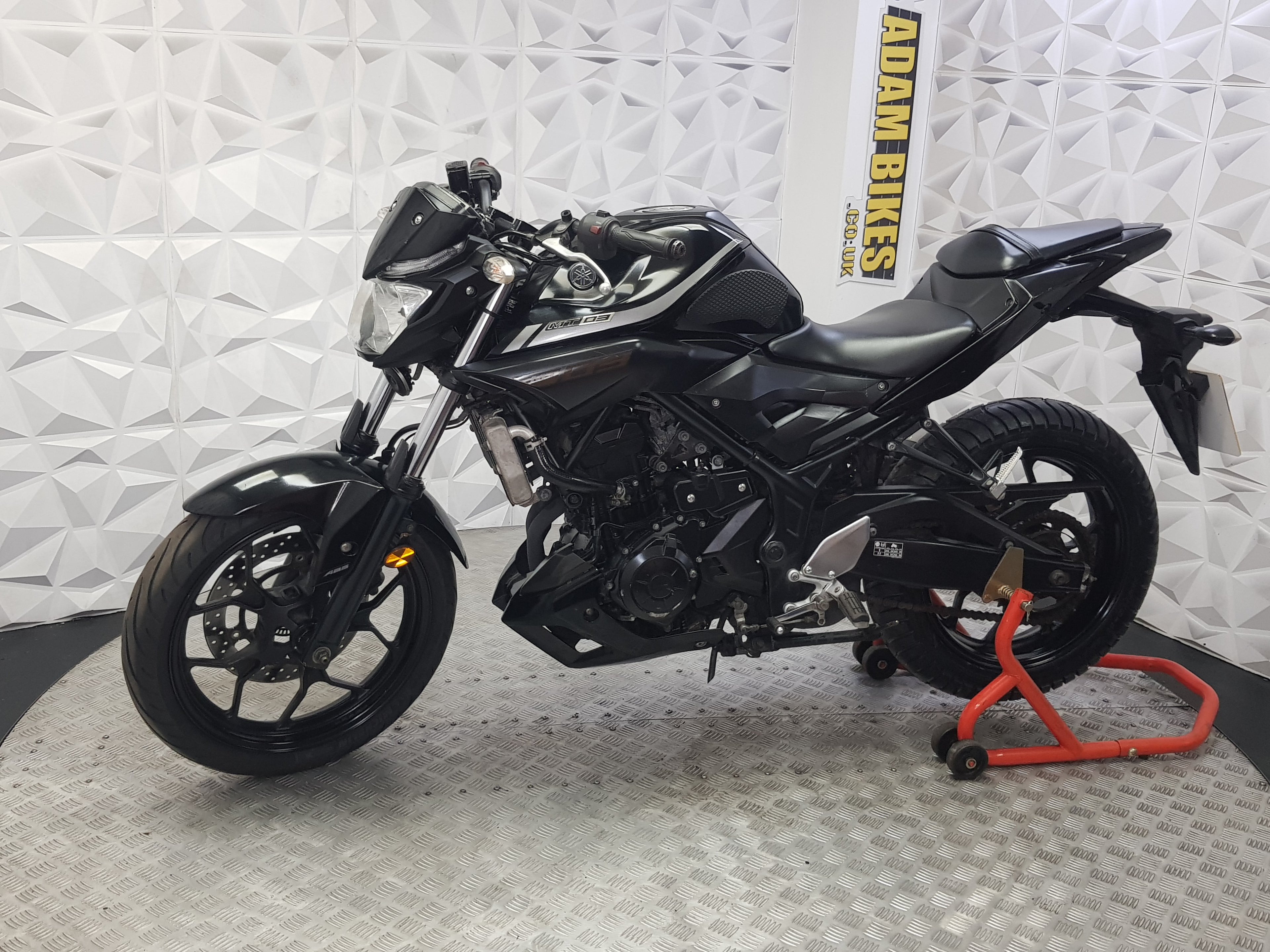 2019 YAMAHA MT-03 ABS