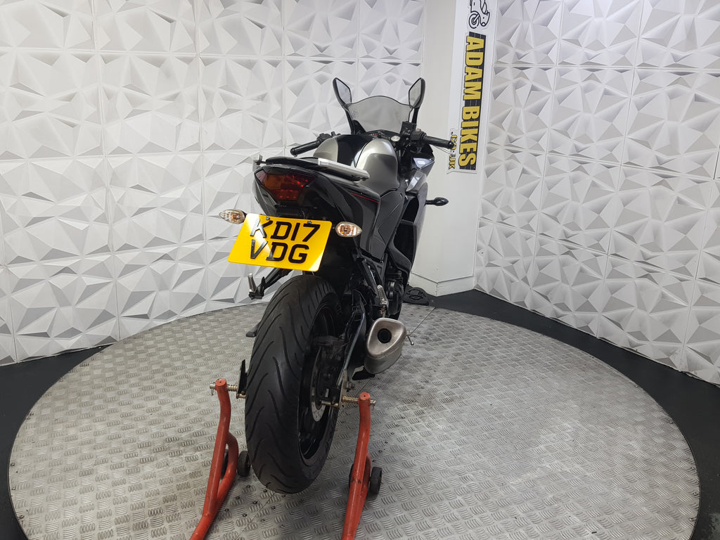 2017 YAMAHA R3 ABS